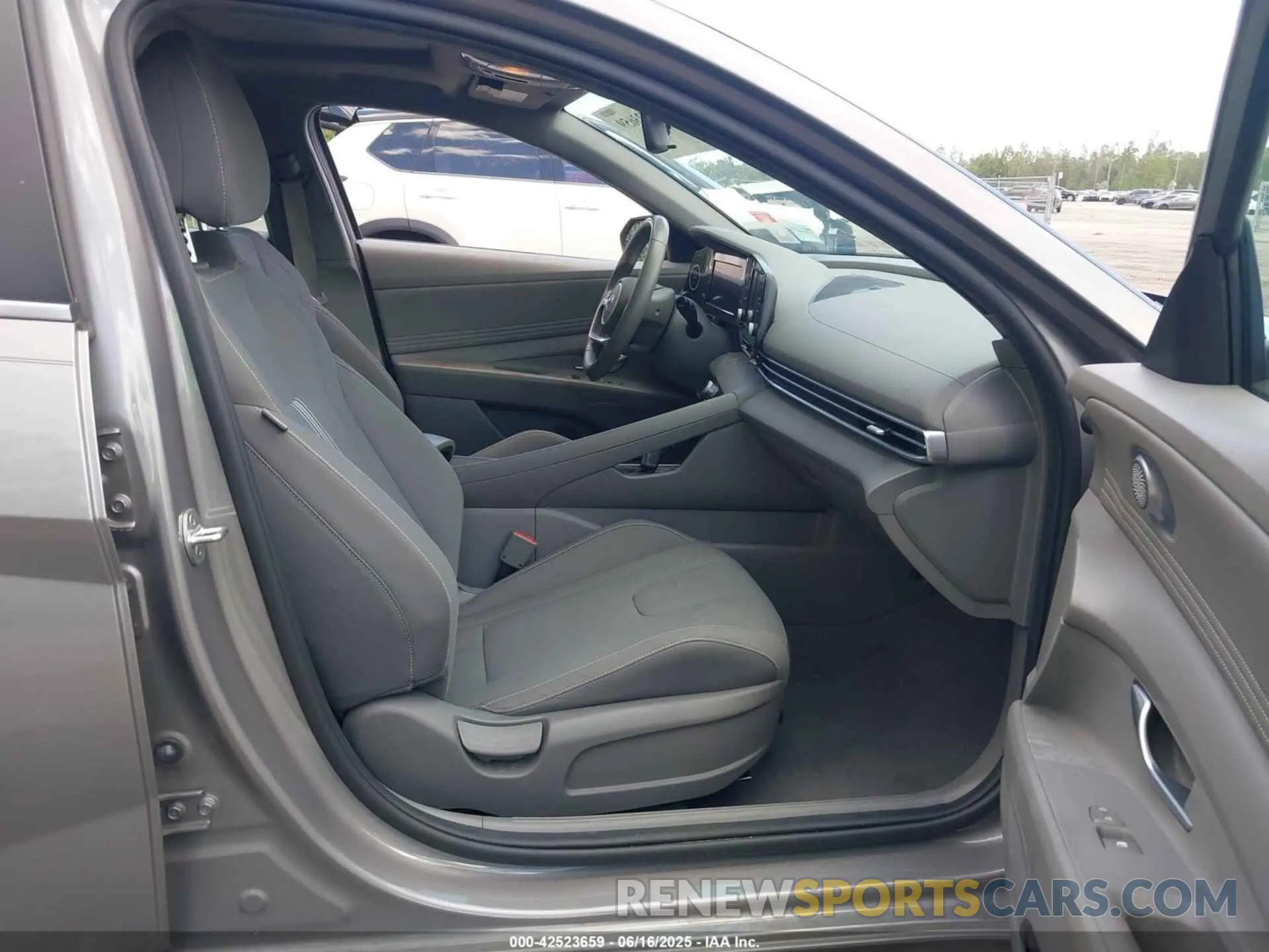 5 Photograph of a damaged car KMHLN4AG3MU179579 HYUNDAI ELANTRA 2021