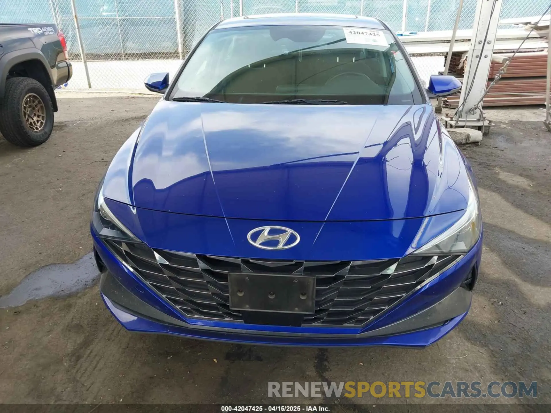 12 Photograph of a damaged car KMHLN4AG4MU098168 HYUNDAI ELANTRA 2021