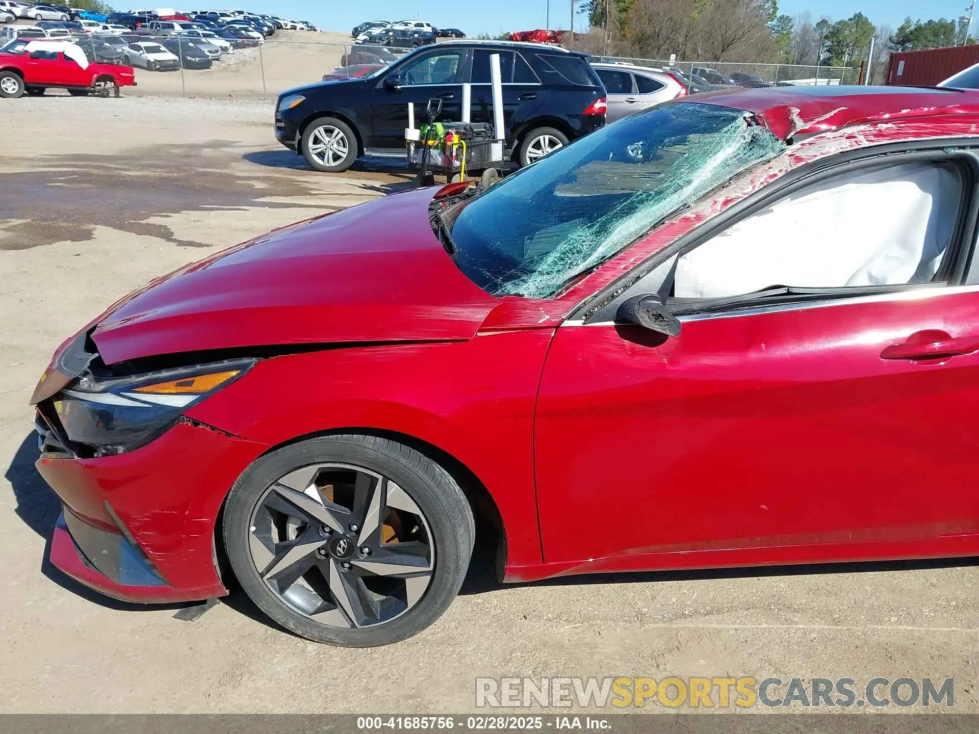 18 Photograph of a damaged car KMHLN4AGXMU147275 HYUNDAI ELANTRA 2021