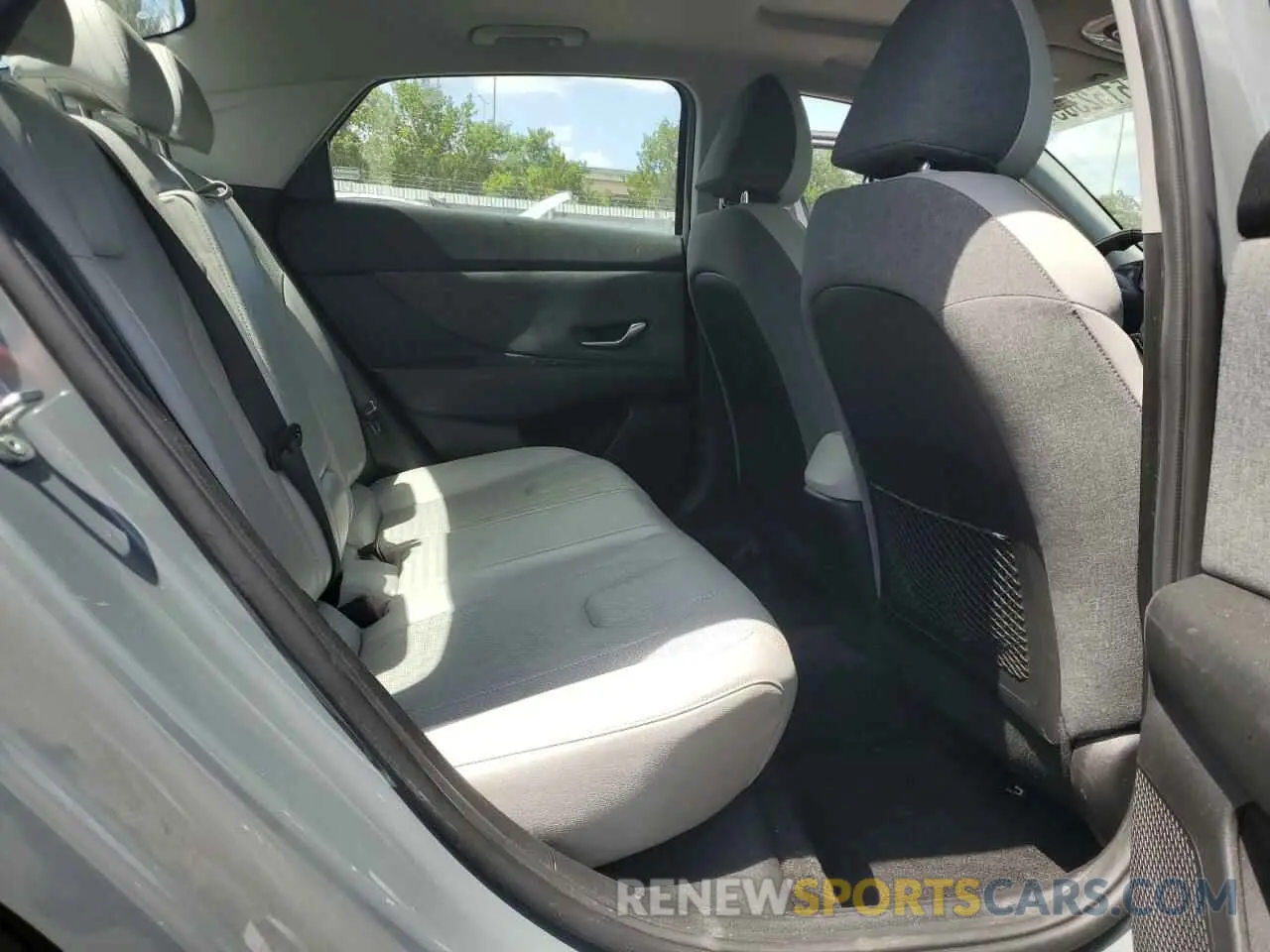 10 Photograph of a damaged car KMHLP4AG2MU156935 HYUNDAI ELANTRA 2021