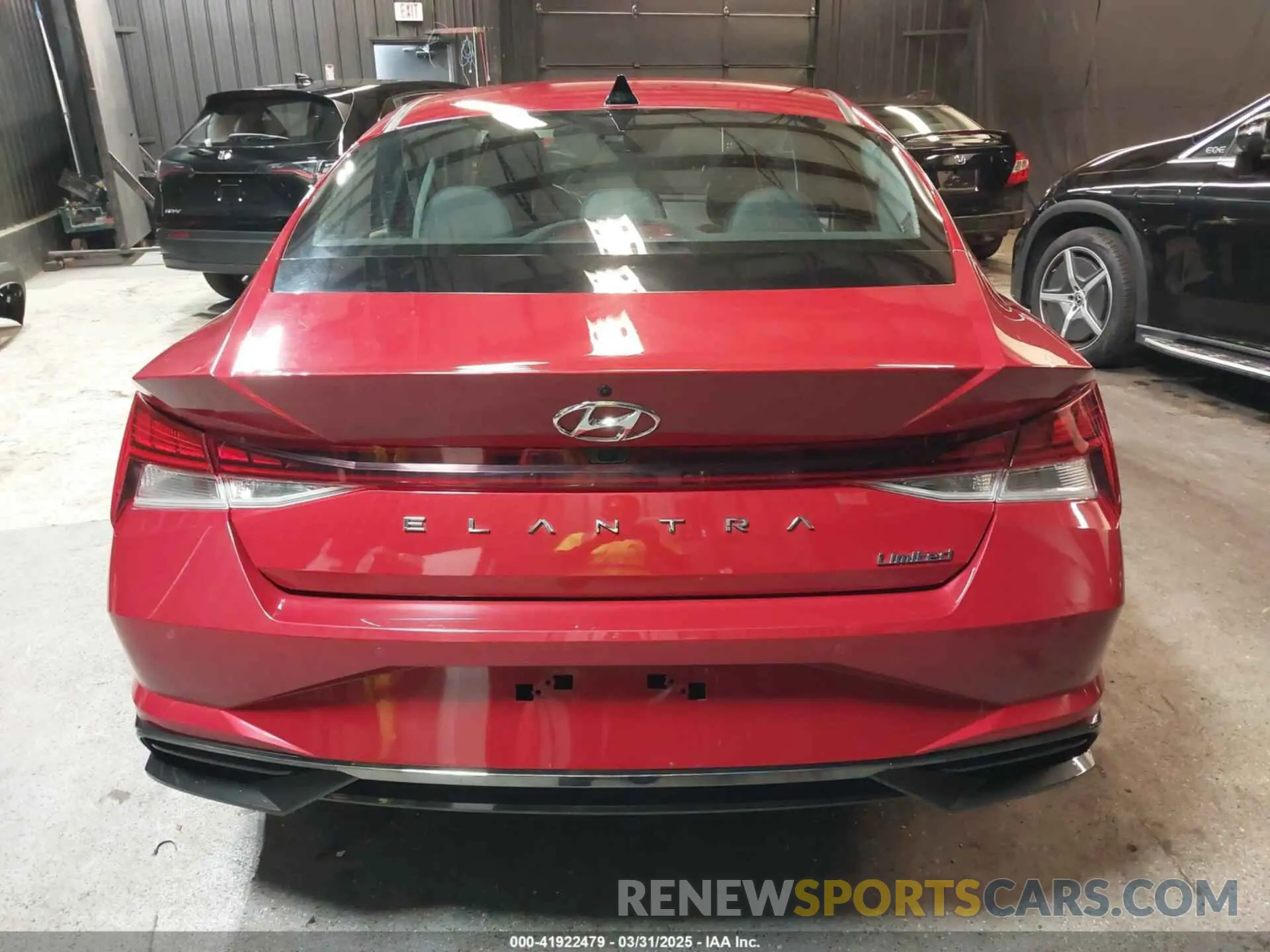 17 Photograph of a damaged car KMHLP4AG9MU157161 HYUNDAI ELANTRA 2021