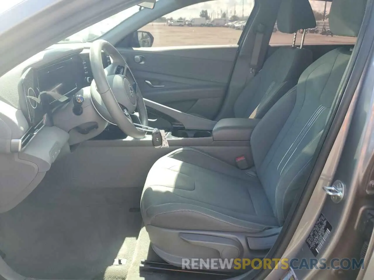 7 Photograph of a damaged car KMHLS4AG0MU126945 HYUNDAI ELANTRA 2021