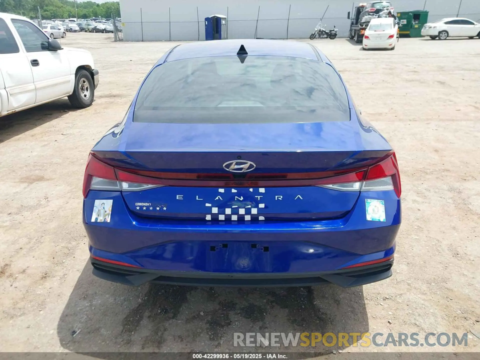 16 Photograph of a damaged car KMHLS4AG2MU196155 HYUNDAI ELANTRA 2021