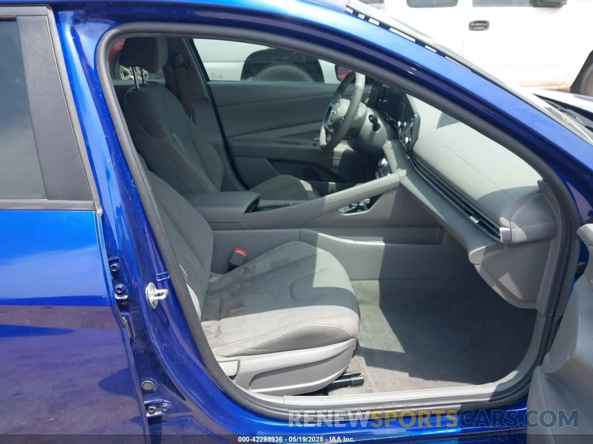 5 Photograph of a damaged car KMHLS4AG2MU196155 HYUNDAI ELANTRA 2021