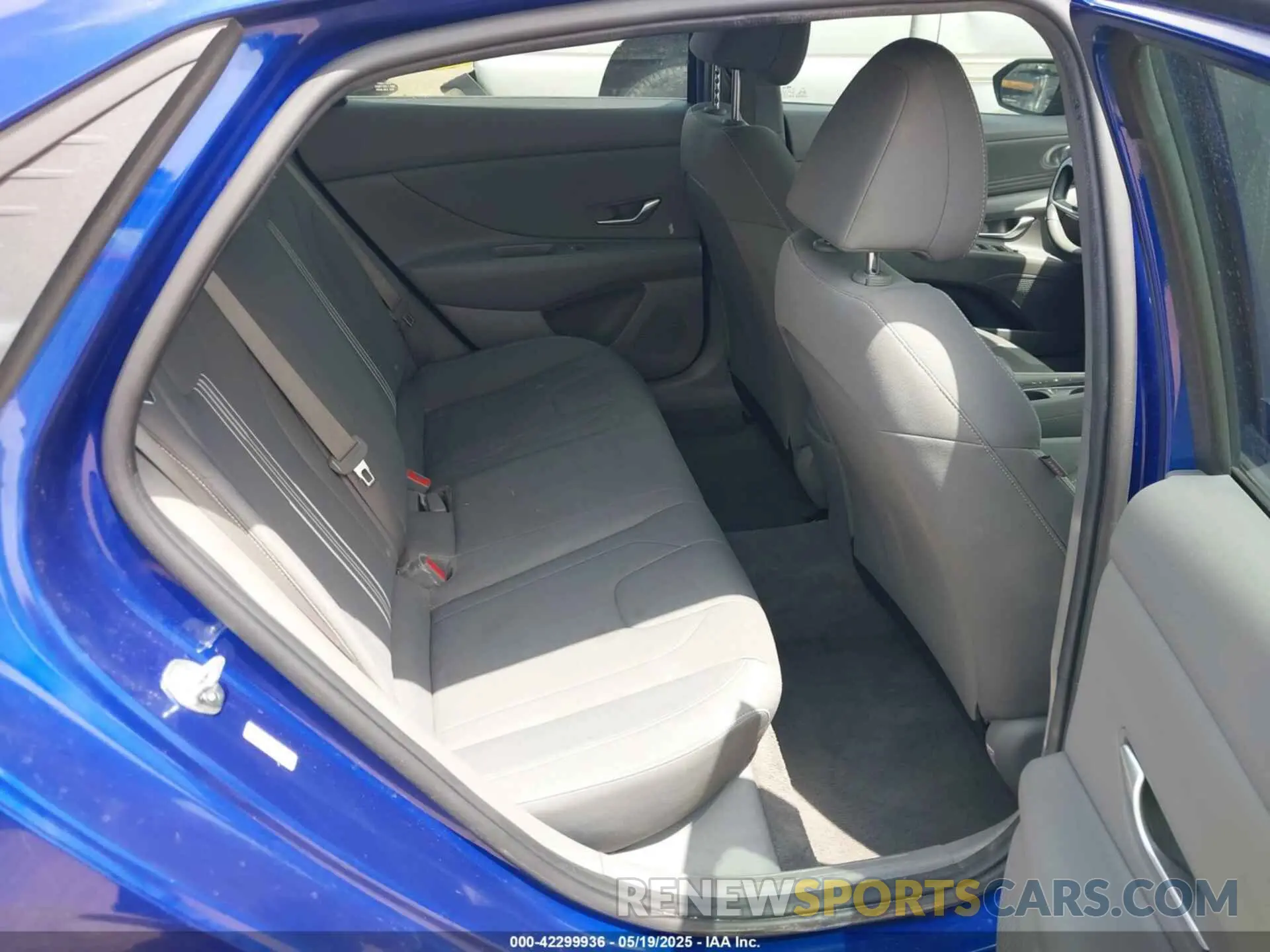 8 Photograph of a damaged car KMHLS4AG2MU196155 HYUNDAI ELANTRA 2021
