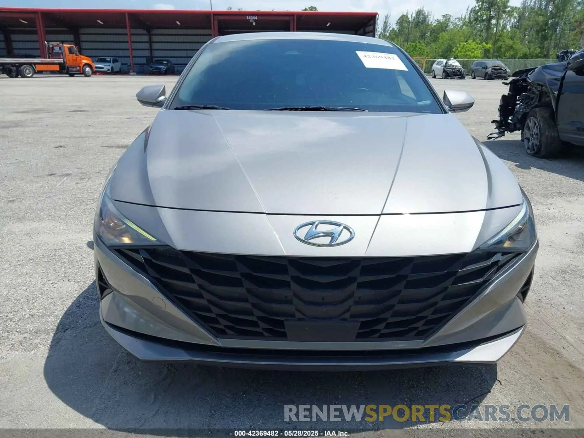 13 Photograph of a damaged car KMHLS4AG5MU065575 HYUNDAI ELANTRA 2021