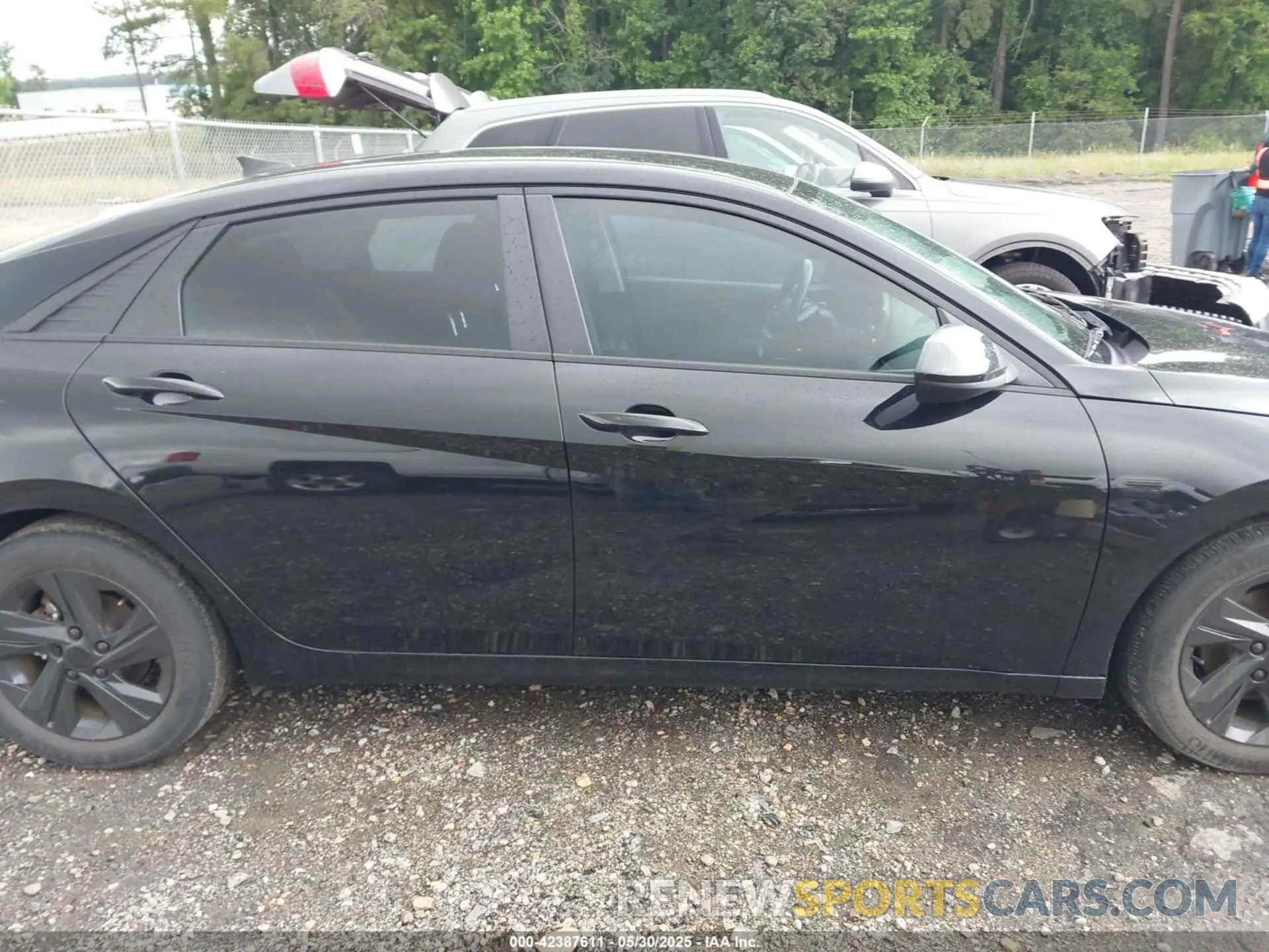 13 Photograph of a damaged car KMHLS4AG9MU095193 HYUNDAI ELANTRA 2021