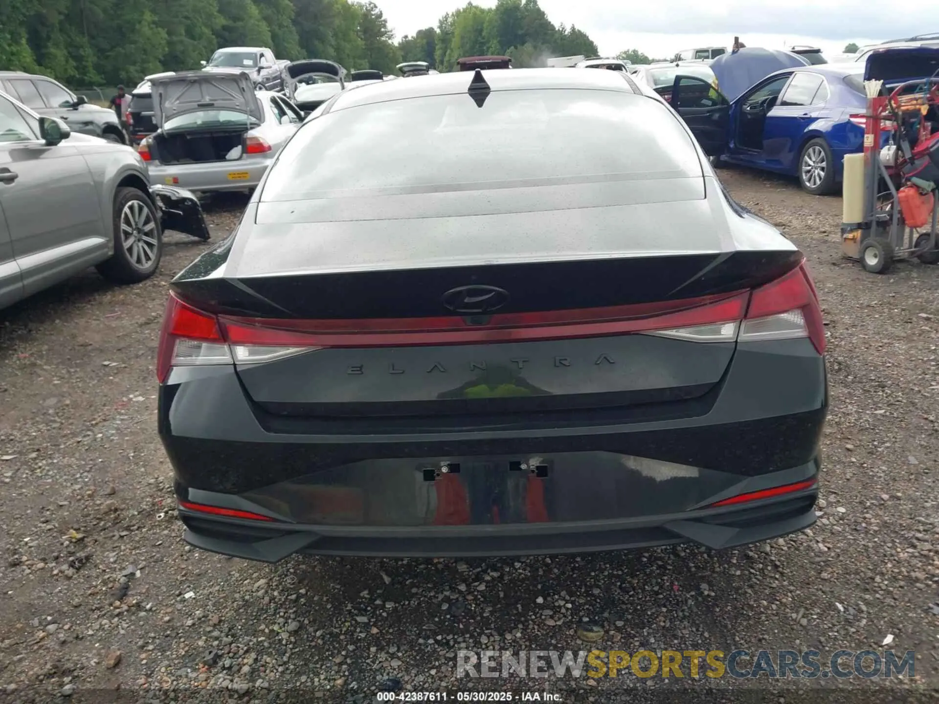 16 Photograph of a damaged car KMHLS4AG9MU095193 HYUNDAI ELANTRA 2021