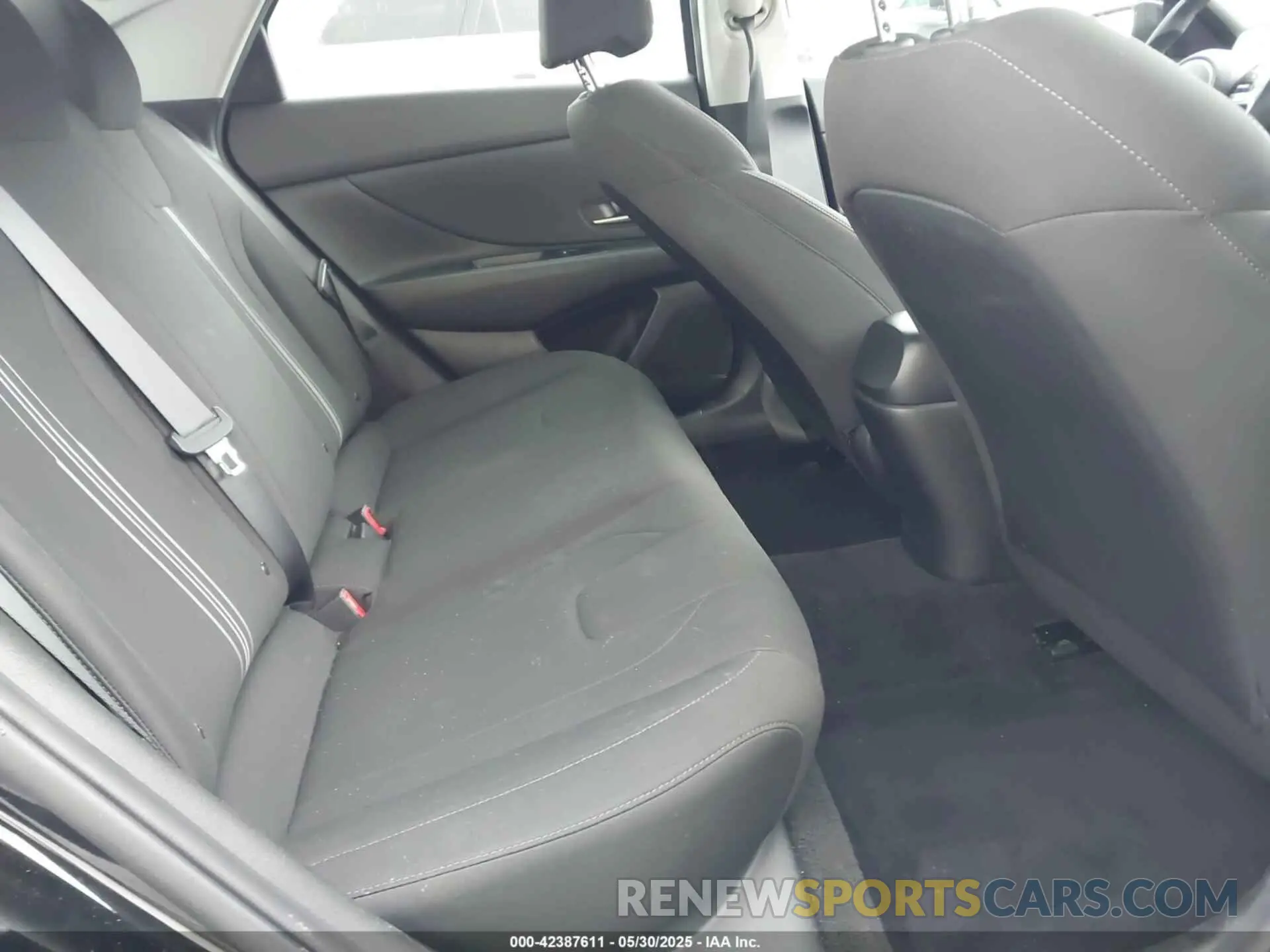 8 Photograph of a damaged car KMHLS4AG9MU095193 HYUNDAI ELANTRA 2021
