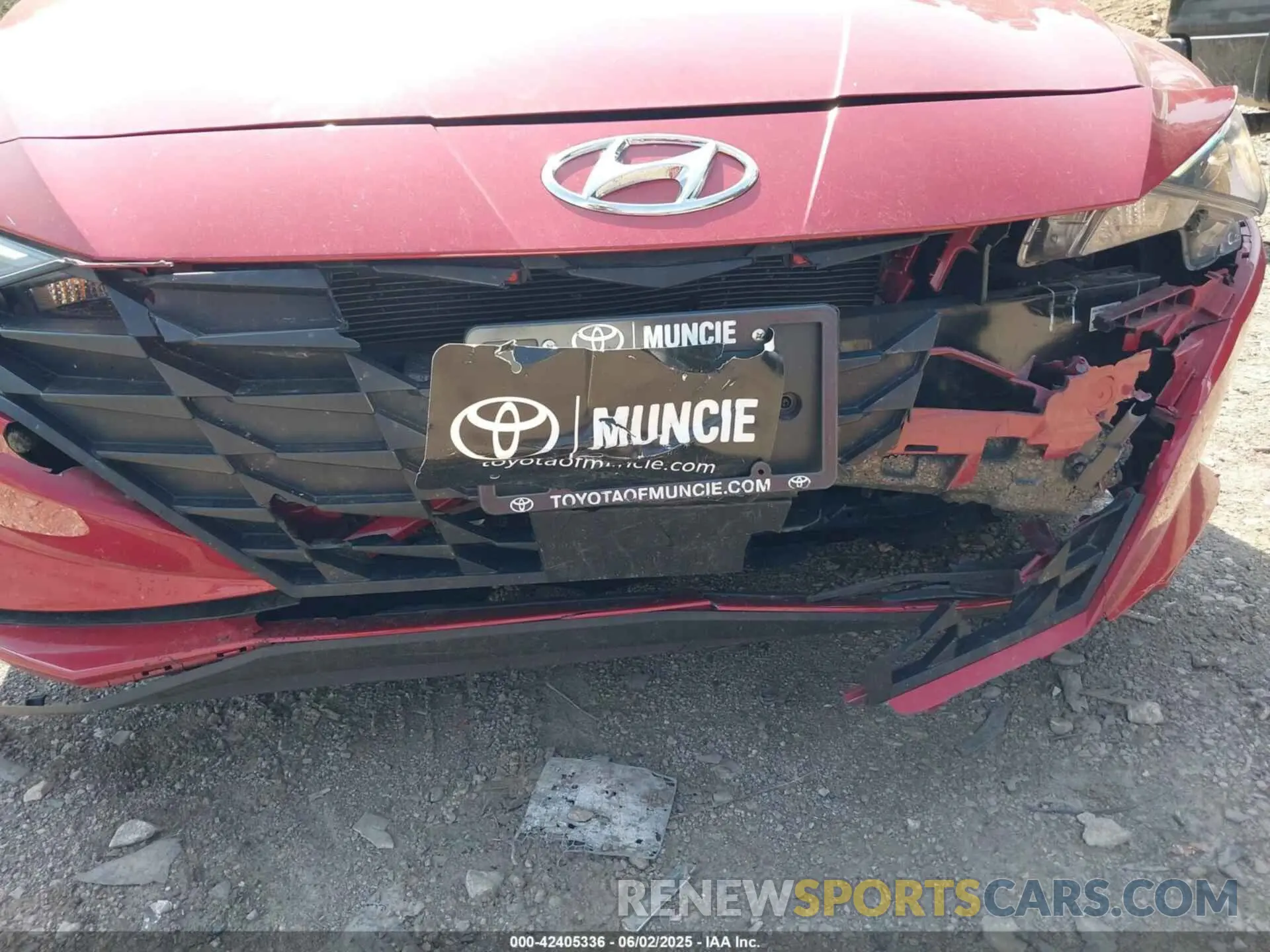 17 Photograph of a damaged car KMHLS4AG9MU211220 HYUNDAI ELANTRA 2021