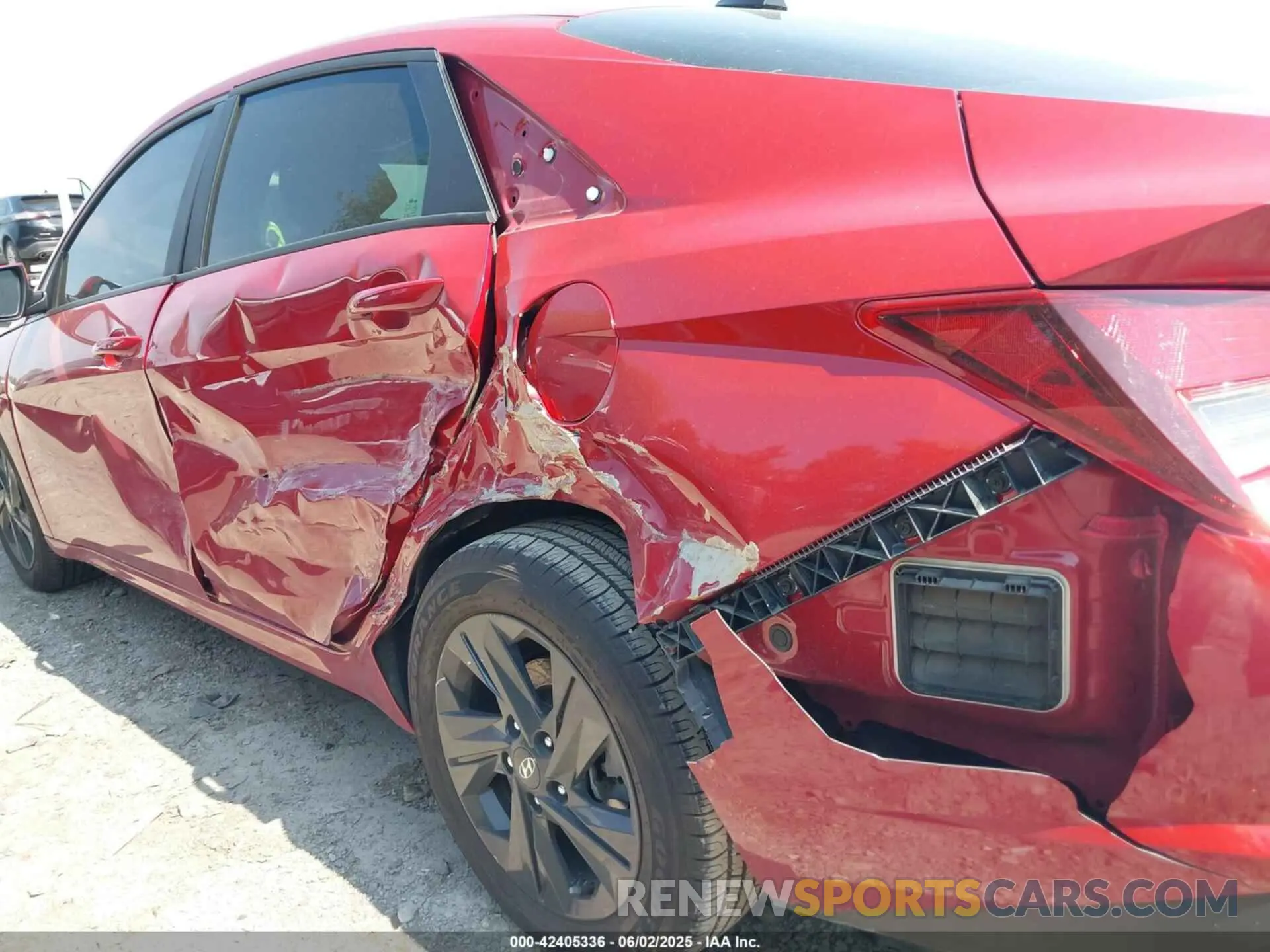 6 Photograph of a damaged car KMHLS4AG9MU211220 HYUNDAI ELANTRA 2021