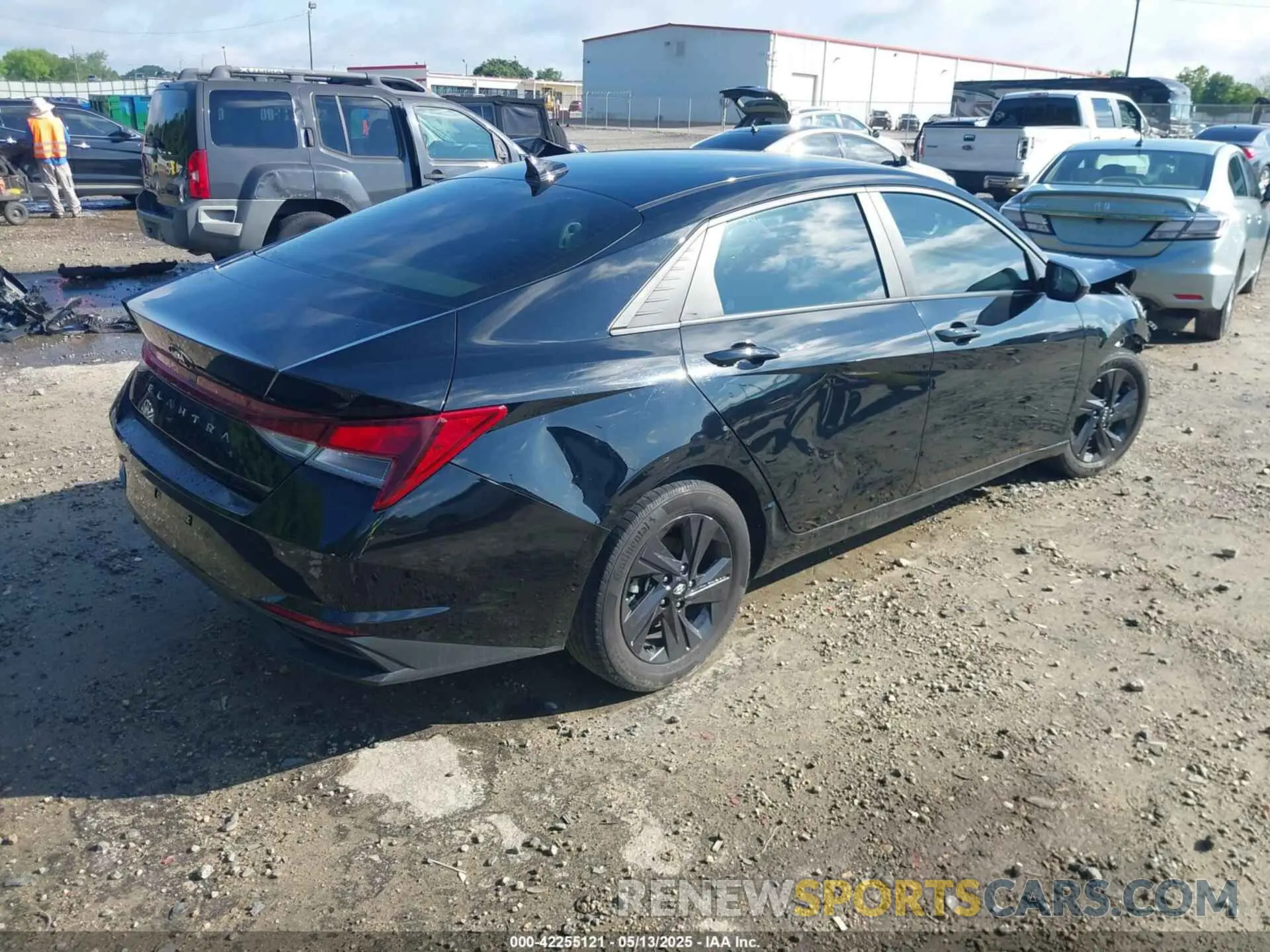 4 Photograph of a damaged car KMHLS4AGXMU212716 HYUNDAI ELANTRA 2021