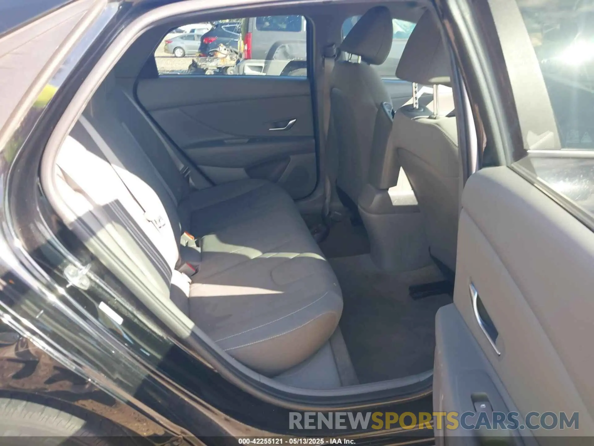 8 Photograph of a damaged car KMHLS4AGXMU212716 HYUNDAI ELANTRA 2021