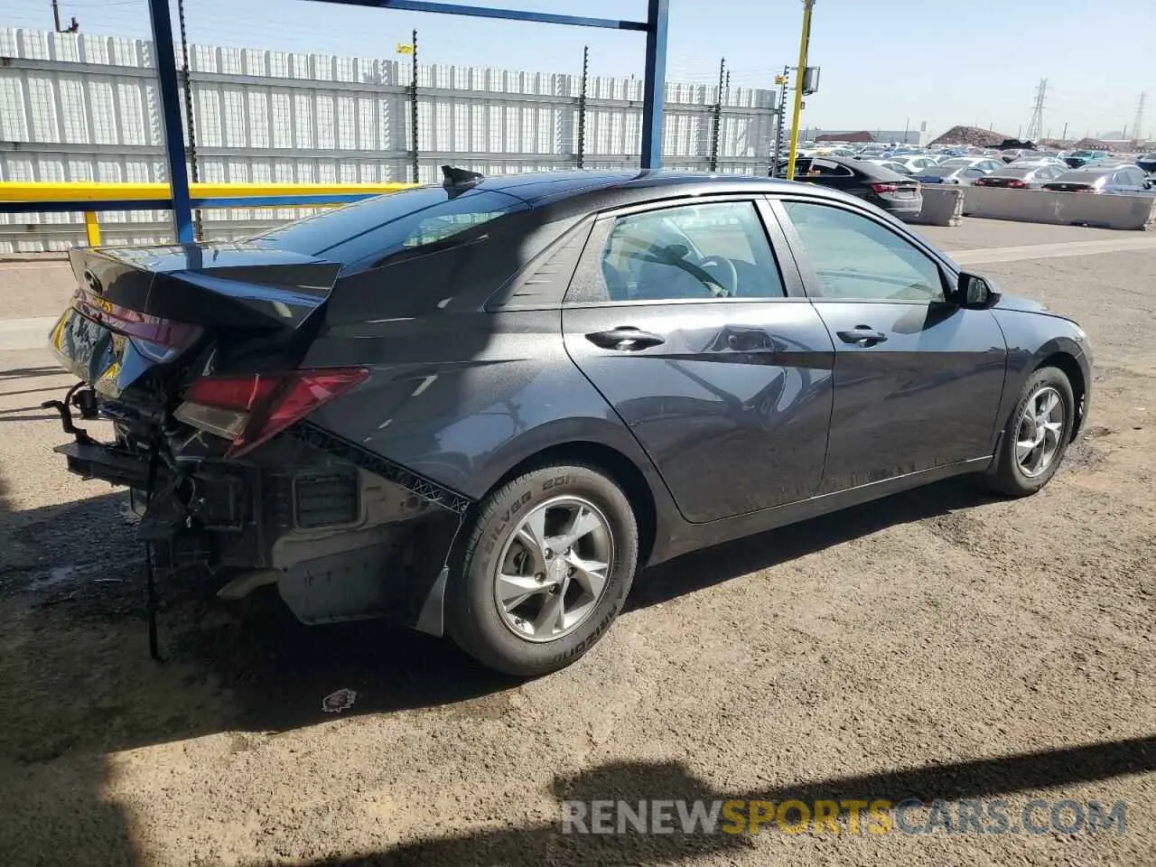 3 Photograph of a damaged car 5NPLL4AG1NH085013 HYUNDAI ELANTRA 2022