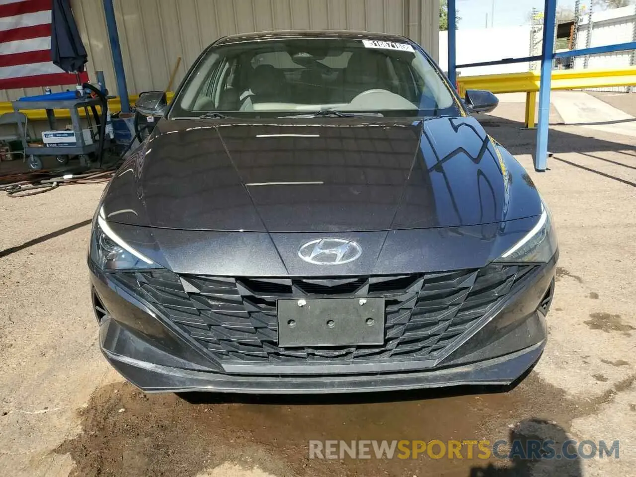 5 Photograph of a damaged car 5NPLL4AG1NH085013 HYUNDAI ELANTRA 2022