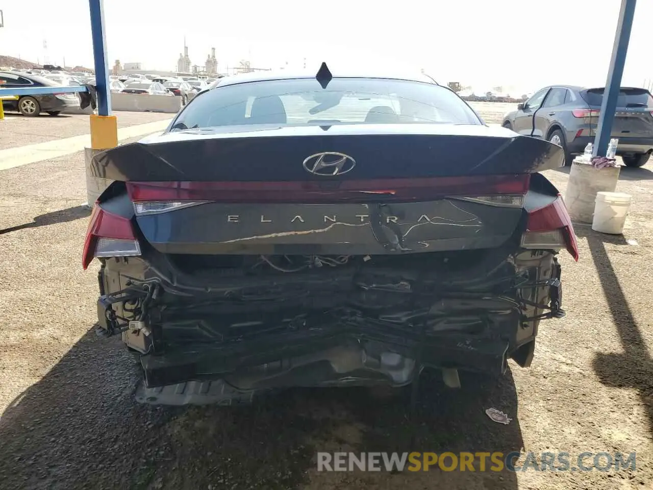 6 Photograph of a damaged car 5NPLL4AG1NH085013 HYUNDAI ELANTRA 2022