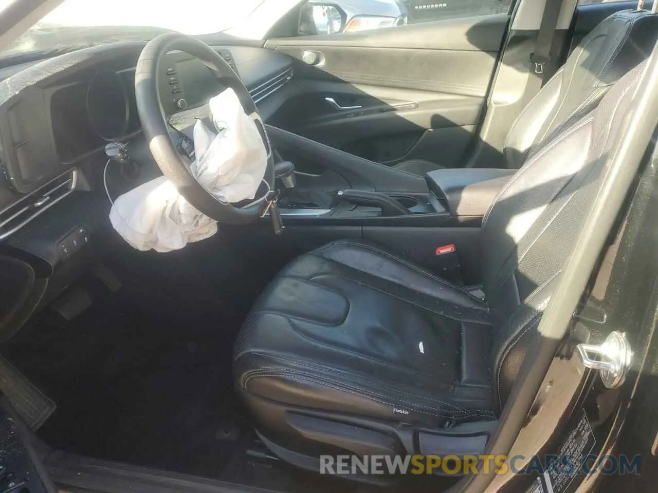 7 Photograph of a damaged car 5NPLL4AG2NH061948 HYUNDAI ELANTRA 2022