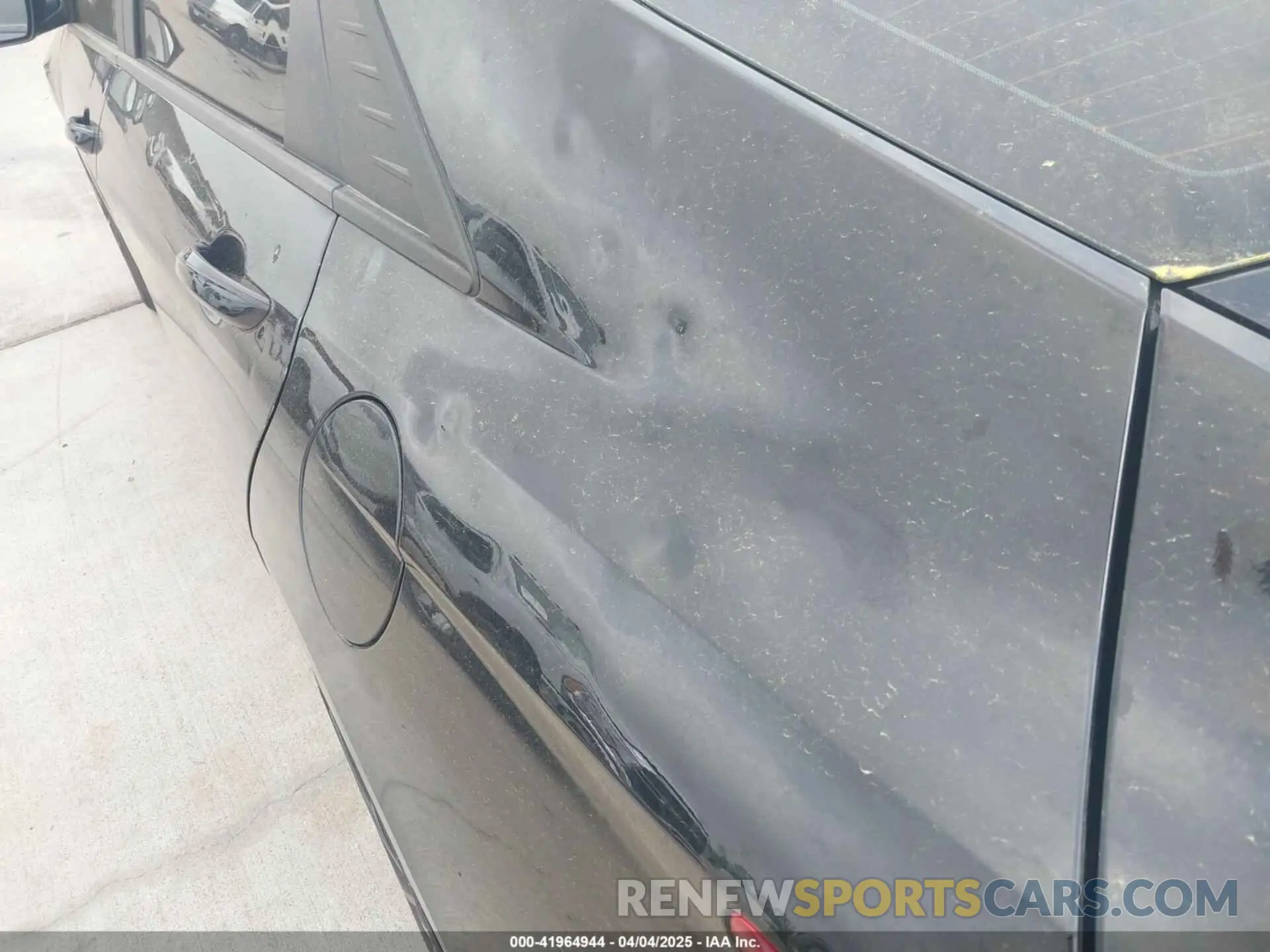 18 Photograph of a damaged car 5NPLL4AG4NH053284 HYUNDAI ELANTRA 2022