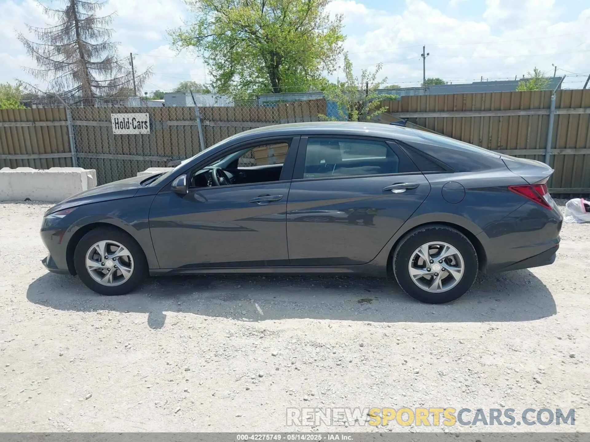 14 Photograph of a damaged car 5NPLL4AG8NH053241 HYUNDAI ELANTRA 2022