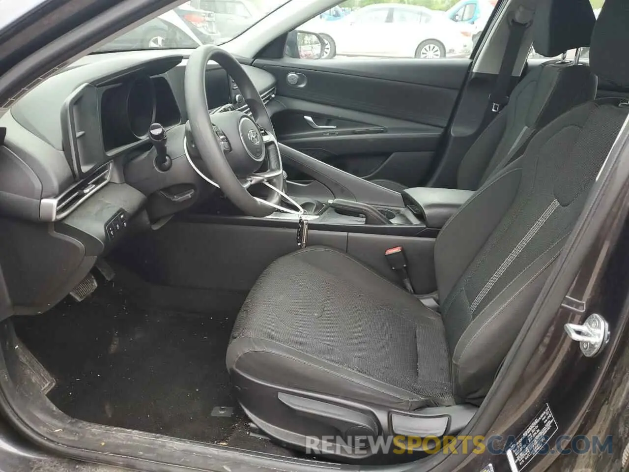 7 Photograph of a damaged car 5NPLL4AG8NH077393 HYUNDAI ELANTRA 2022