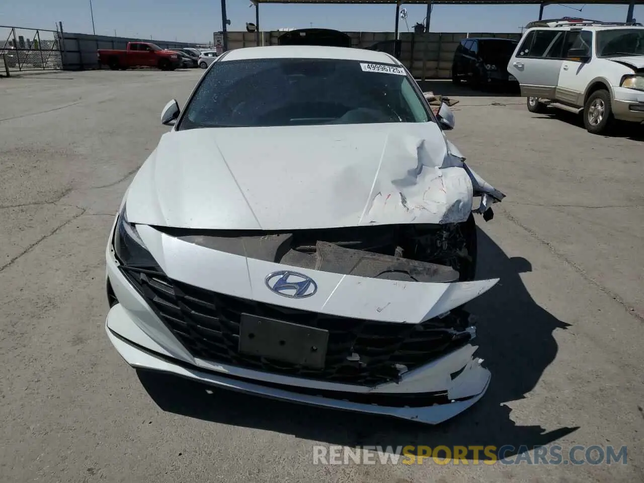 5 Photograph of a damaged car 5NPLL4AG9NH053281 HYUNDAI ELANTRA 2022