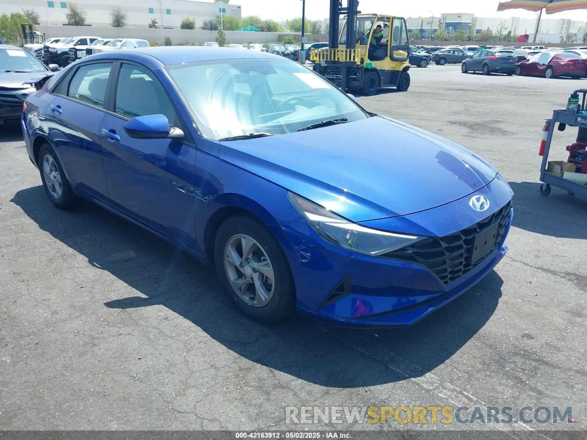 1 Photograph of a damaged car 5NPLL4AG9NH082246 HYUNDAI ELANTRA 2022