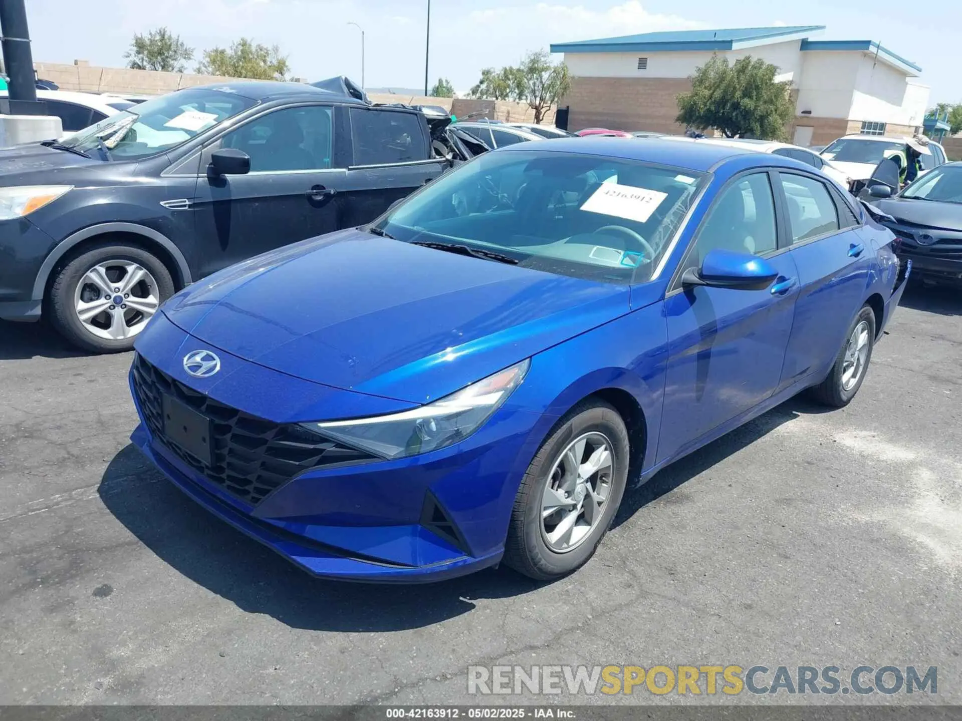 2 Photograph of a damaged car 5NPLL4AG9NH082246 HYUNDAI ELANTRA 2022