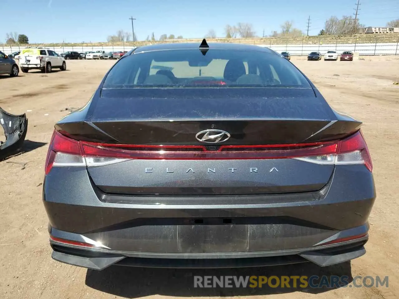 6 Photograph of a damaged car 5NPLM4AG0NH055143 HYUNDAI ELANTRA 2022
