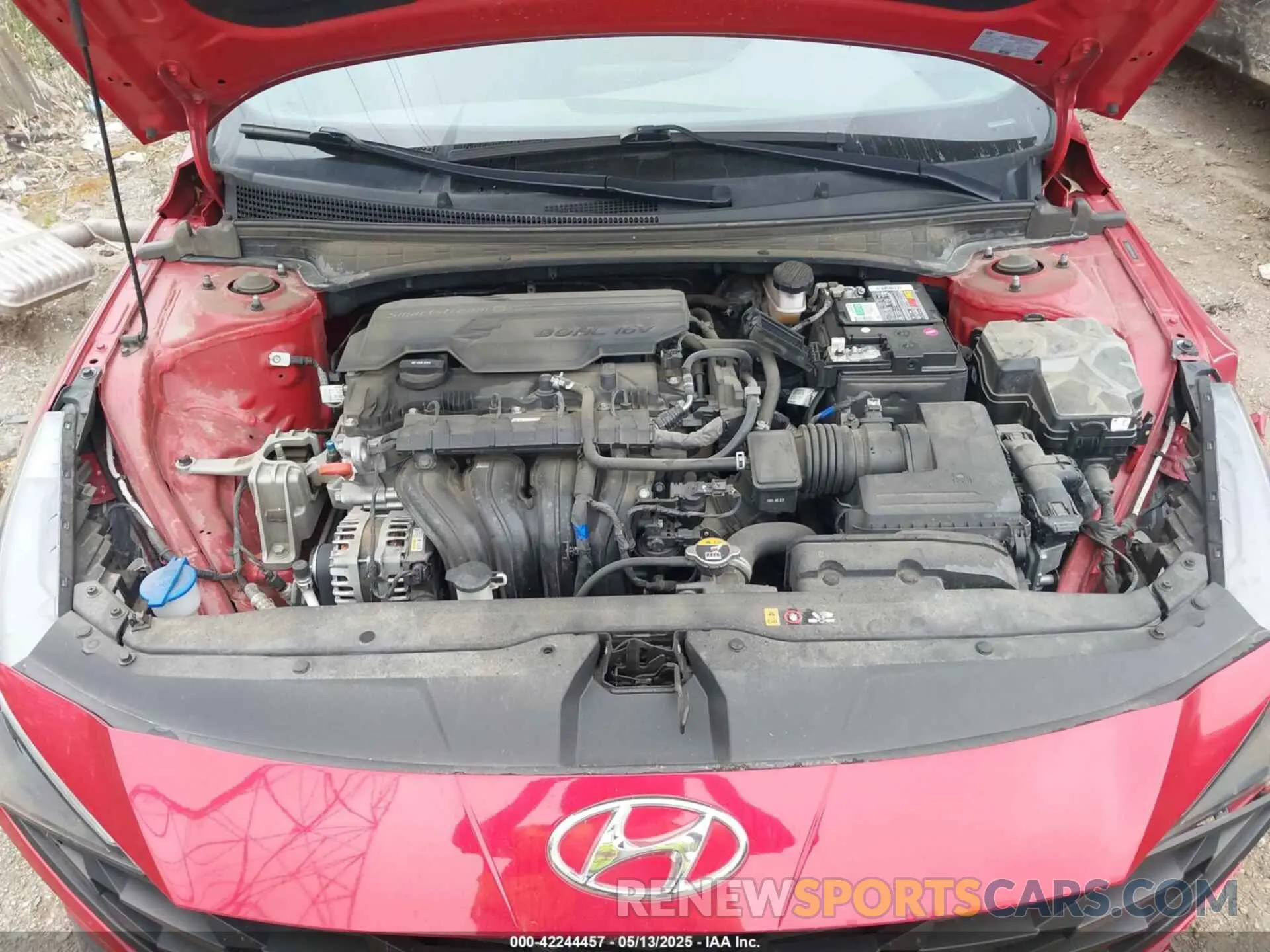 10 Photograph of a damaged car 5NPLM4AG0NH065820 HYUNDAI ELANTRA 2022