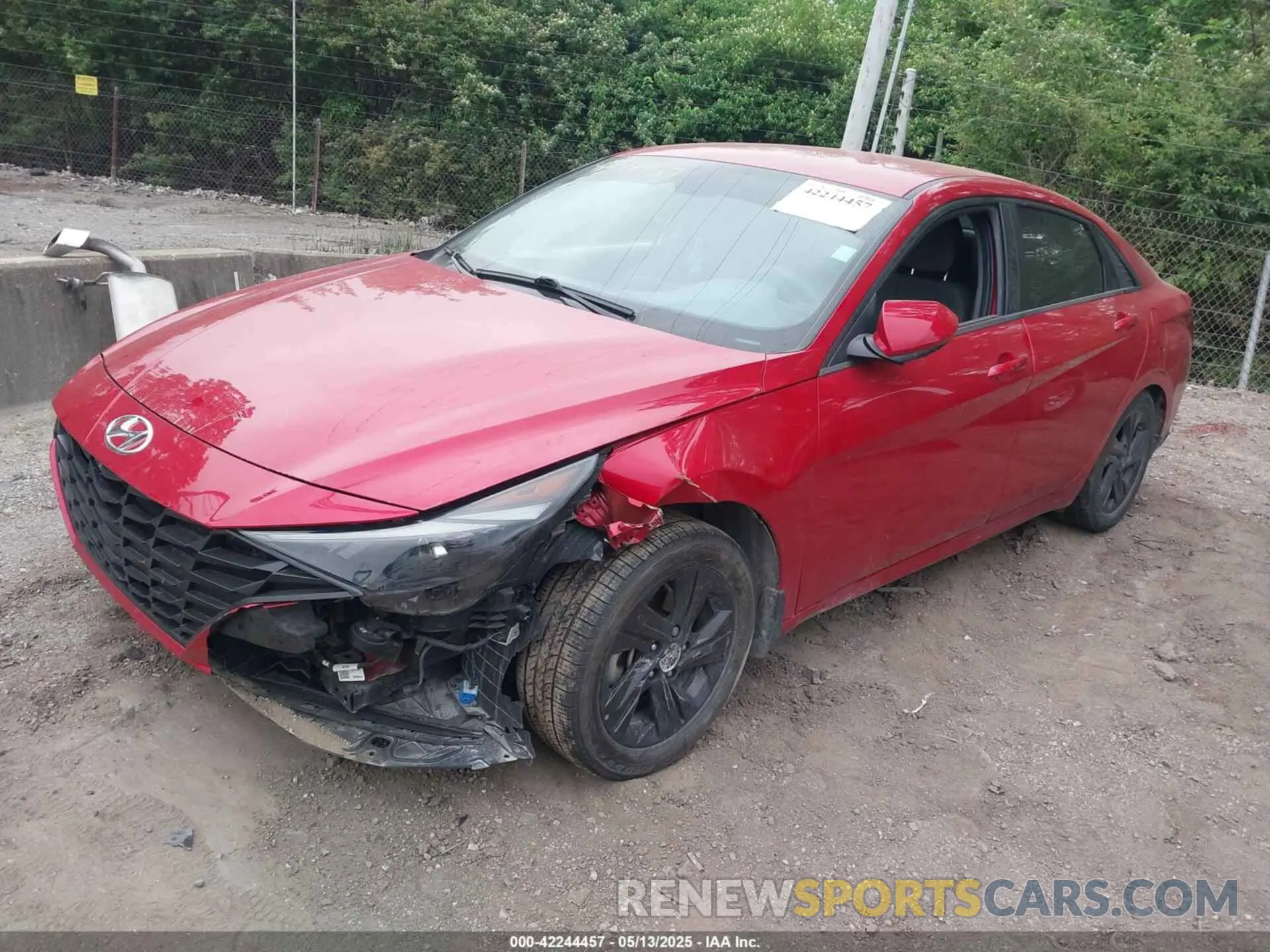 2 Photograph of a damaged car 5NPLM4AG0NH065820 HYUNDAI ELANTRA 2022