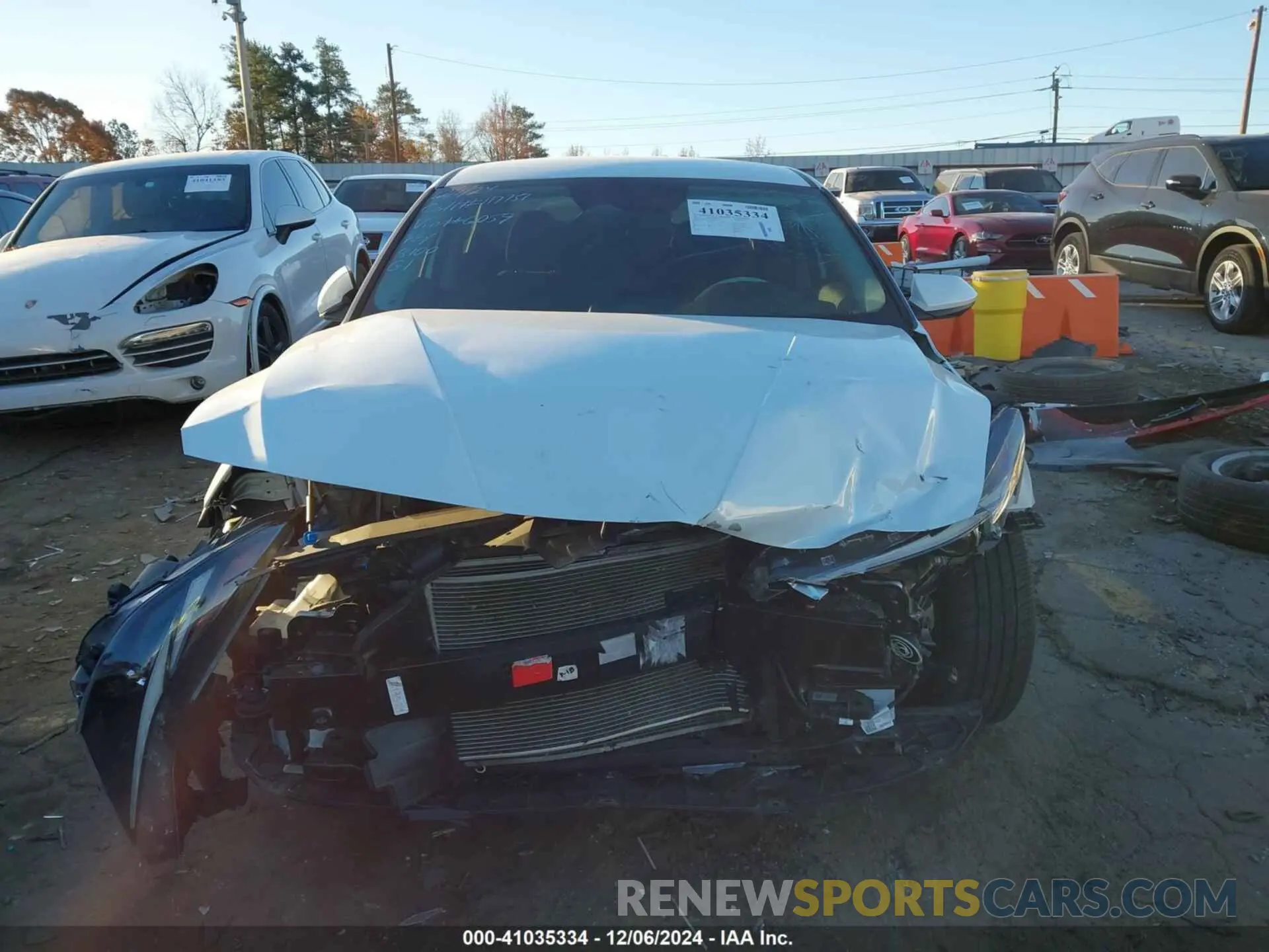 12 Photograph of a damaged car 5NPLM4AG0NH066059 HYUNDAI ELANTRA 2022