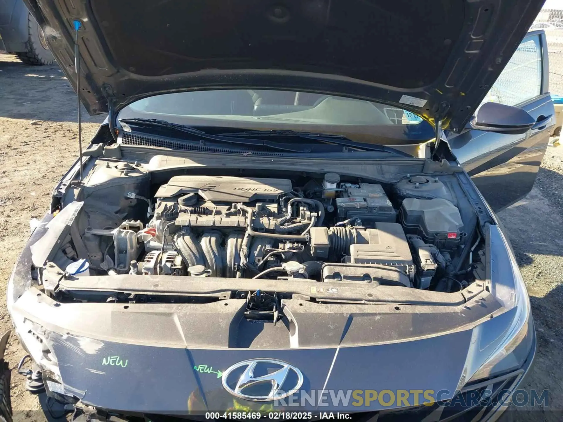 10 Photograph of a damaged car 5NPLM4AG0NH069432 HYUNDAI ELANTRA 2022