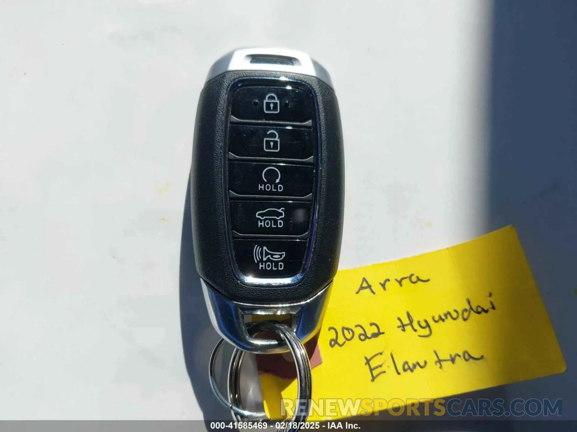 11 Photograph of a damaged car 5NPLM4AG0NH069432 HYUNDAI ELANTRA 2022