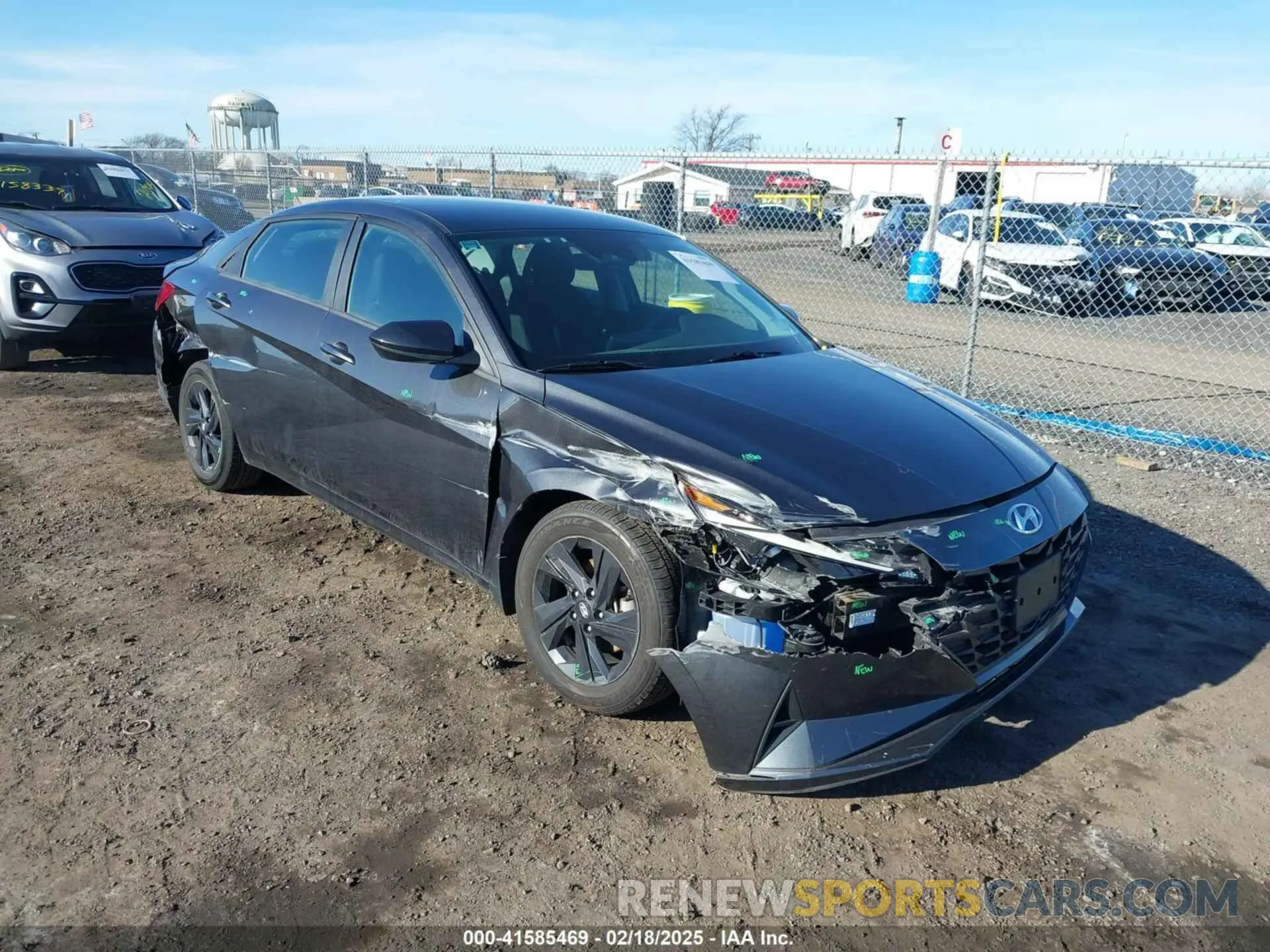 6 Photograph of a damaged car 5NPLM4AG0NH069432 HYUNDAI ELANTRA 2022