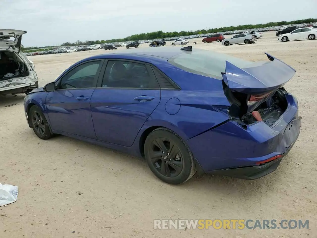 2 Photograph of a damaged car 5NPLM4AG0NH083041 HYUNDAI ELANTRA 2022