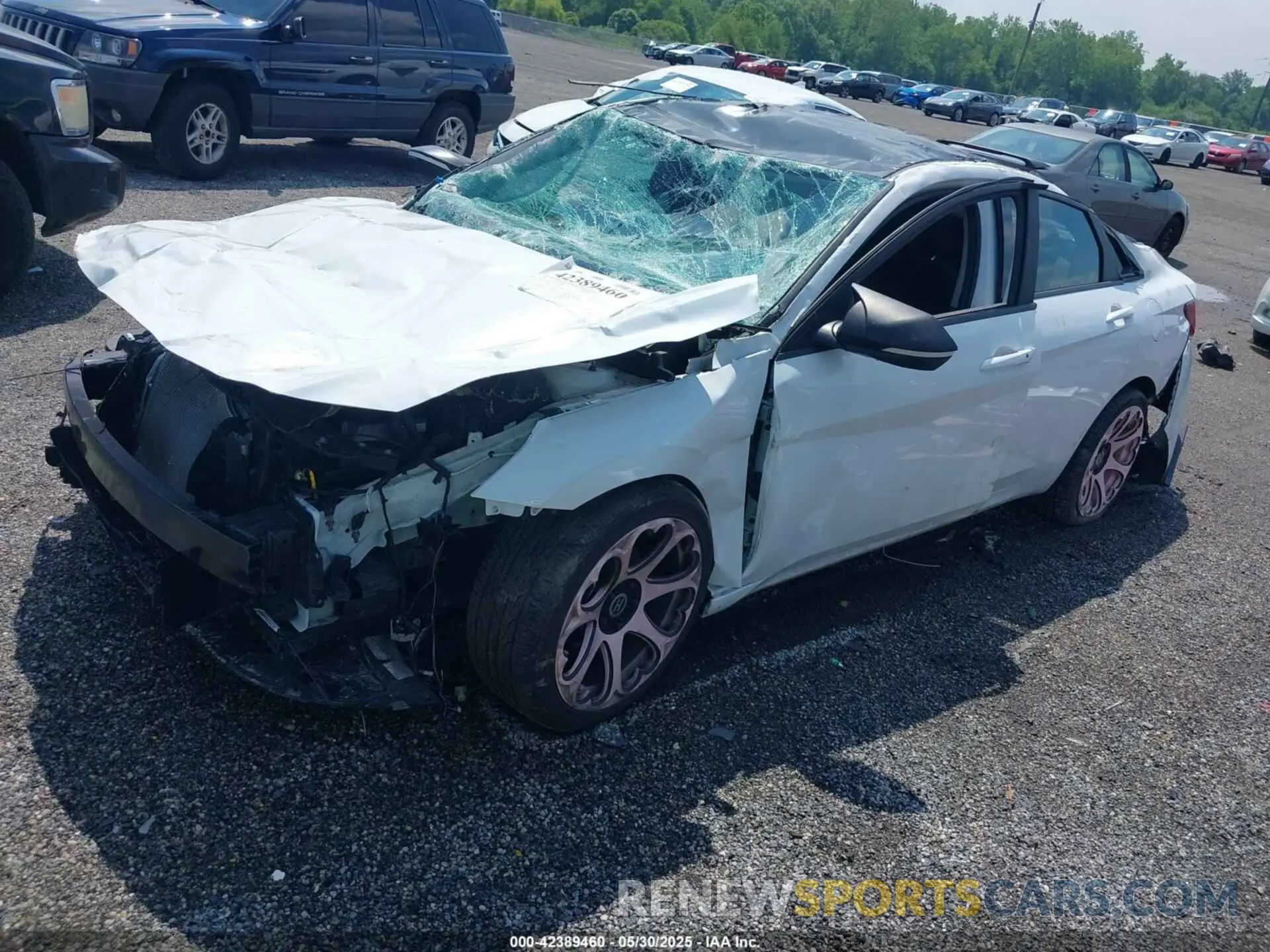2 Photograph of a damaged car 5NPLM4AG1NH055880 HYUNDAI ELANTRA 2022