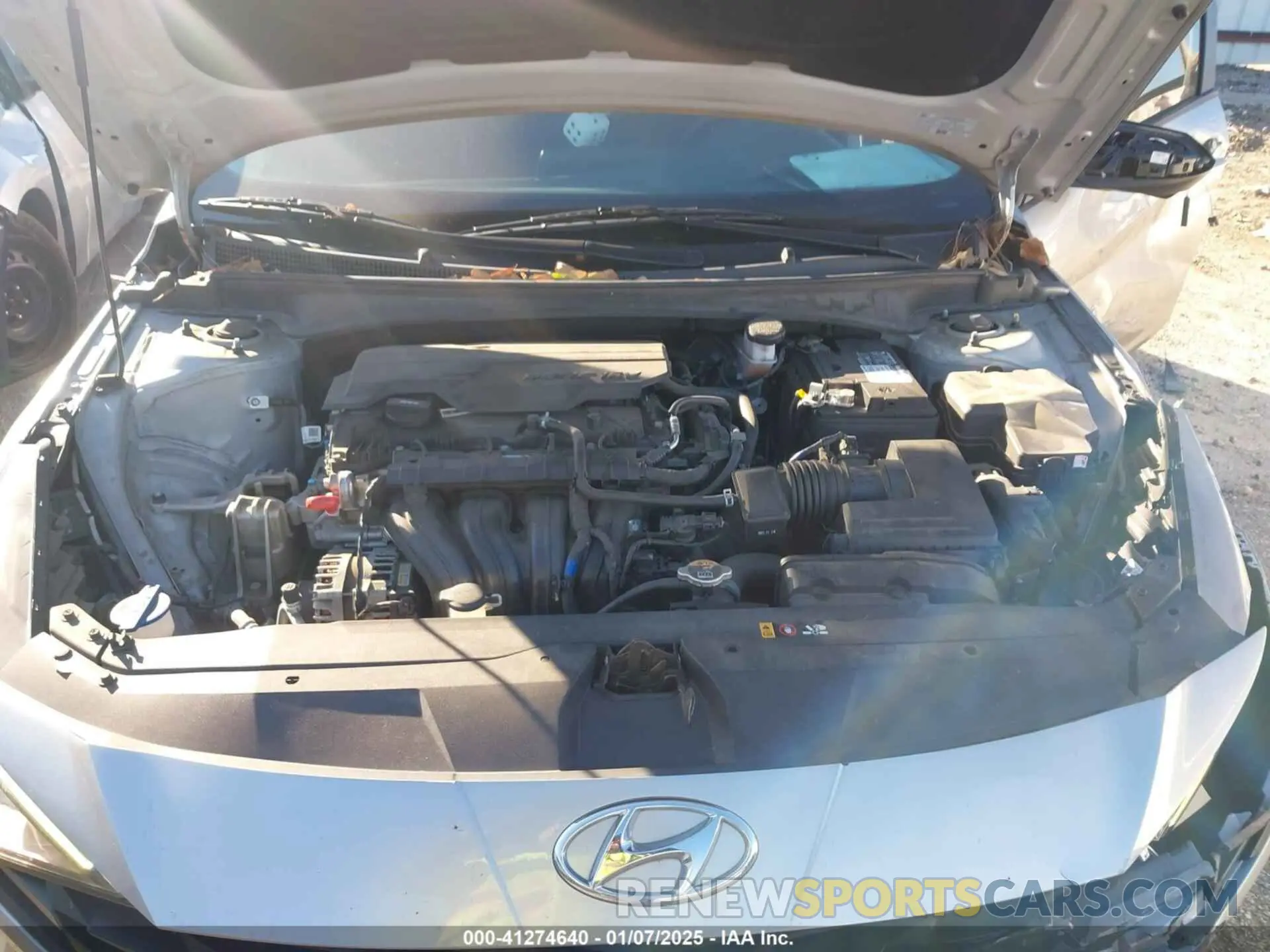 10 Photograph of a damaged car 5NPLM4AG1NH059086 HYUNDAI ELANTRA 2022