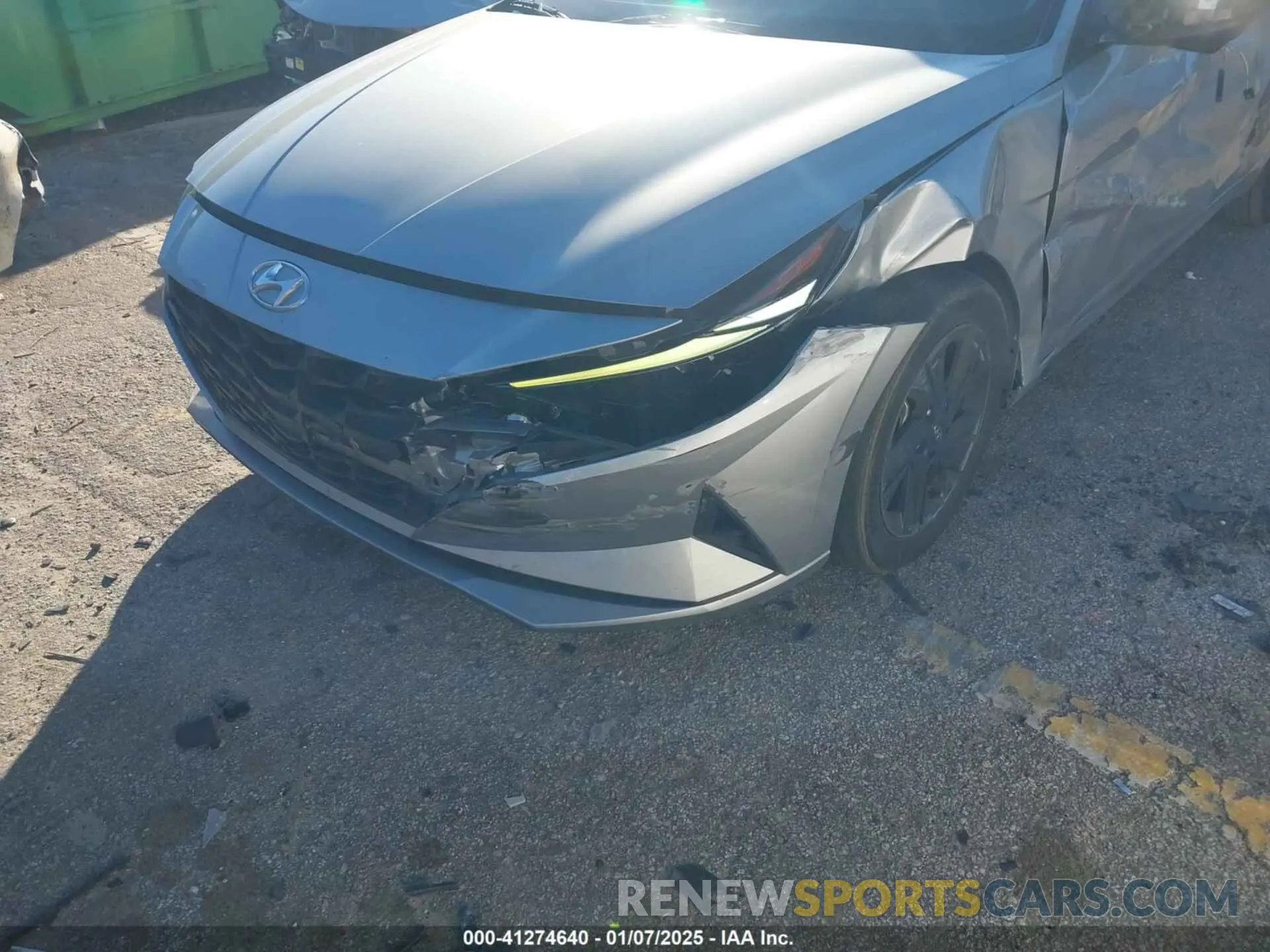 6 Photograph of a damaged car 5NPLM4AG1NH059086 HYUNDAI ELANTRA 2022
