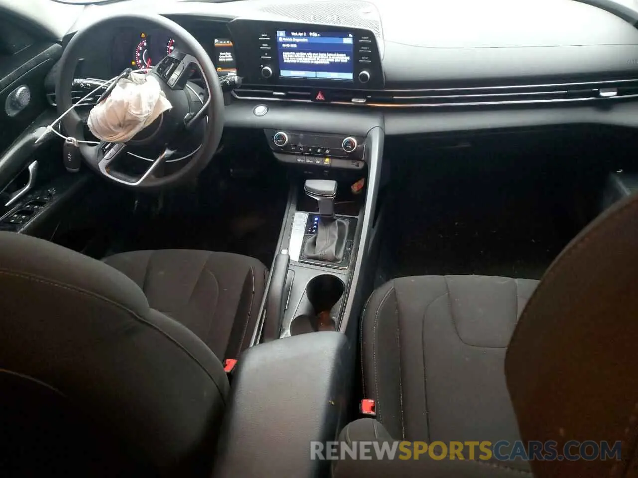 8 Photograph of a damaged car 5NPLM4AG1NH081248 HYUNDAI ELANTRA 2022