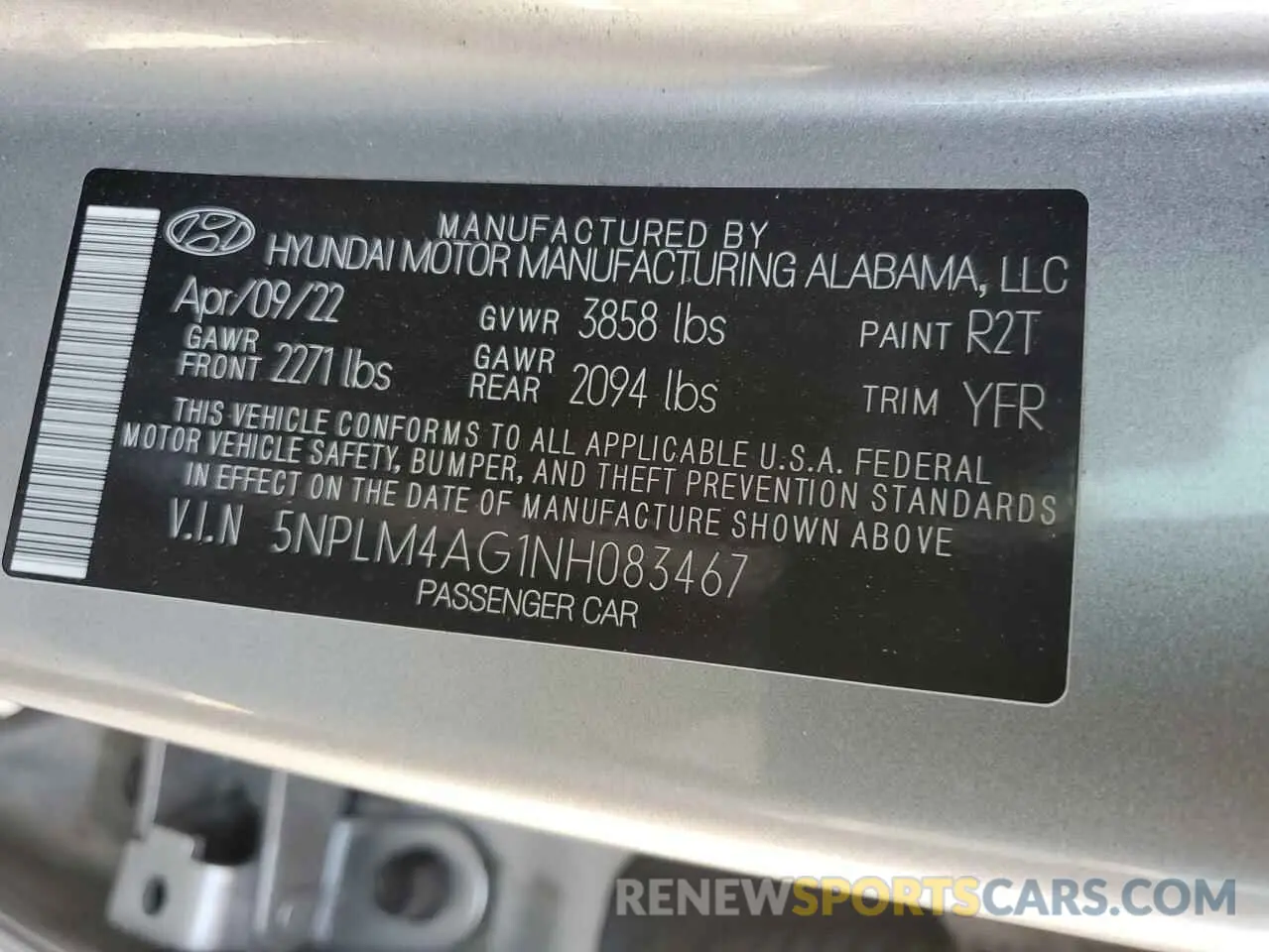 12 Photograph of a damaged car 5NPLM4AG1NH083467 HYUNDAI ELANTRA 2022