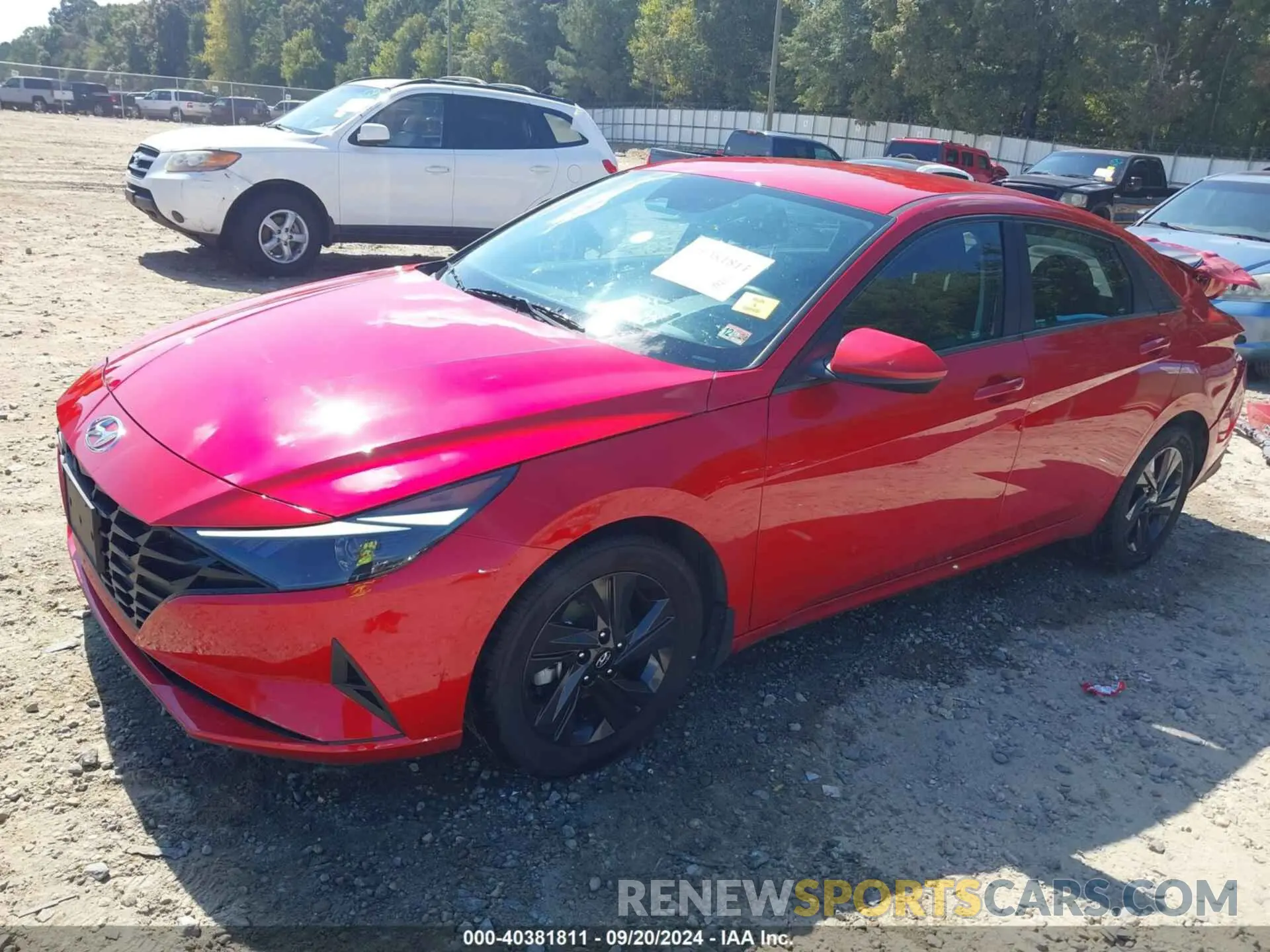 2 Photograph of a damaged car 5NPLM4AG2NH074714 HYUNDAI ELANTRA 2022