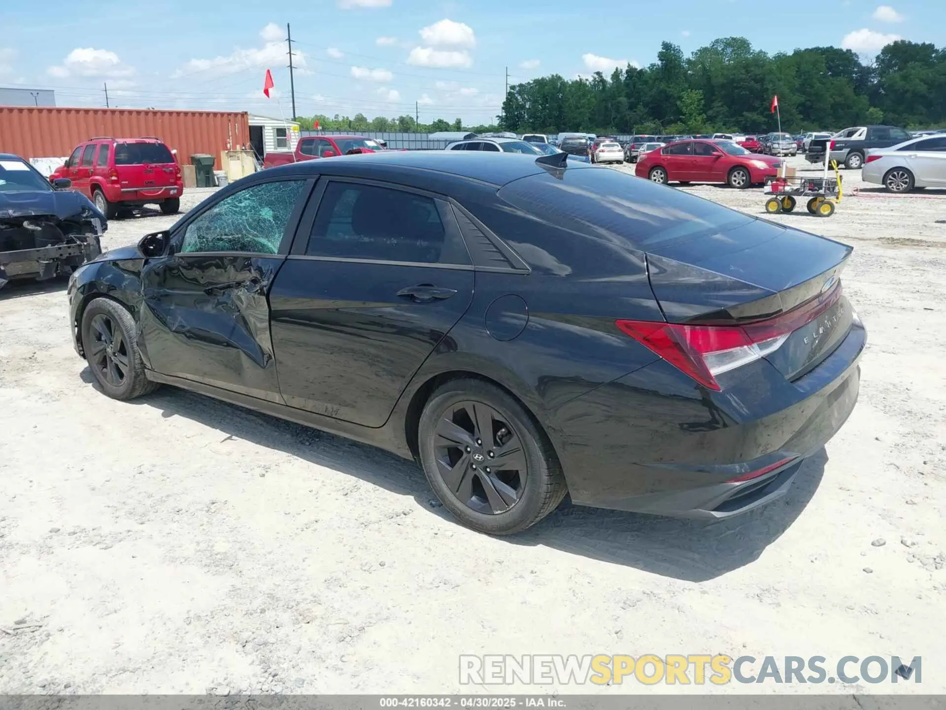 3 Photograph of a damaged car 5NPLM4AG3NH060773 HYUNDAI ELANTRA 2022