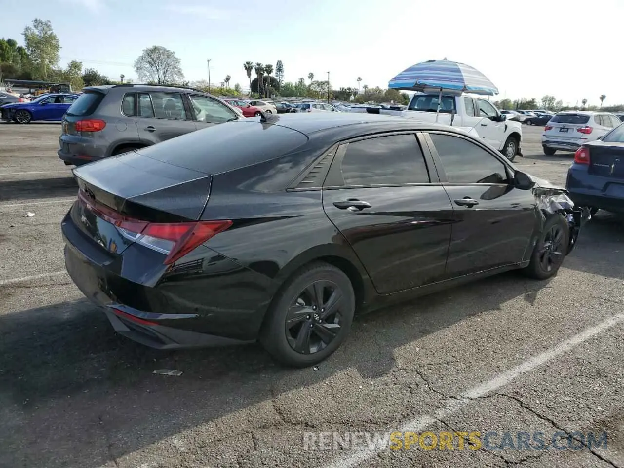 3 Photograph of a damaged car 5NPLM4AG3NH079453 HYUNDAI ELANTRA 2022