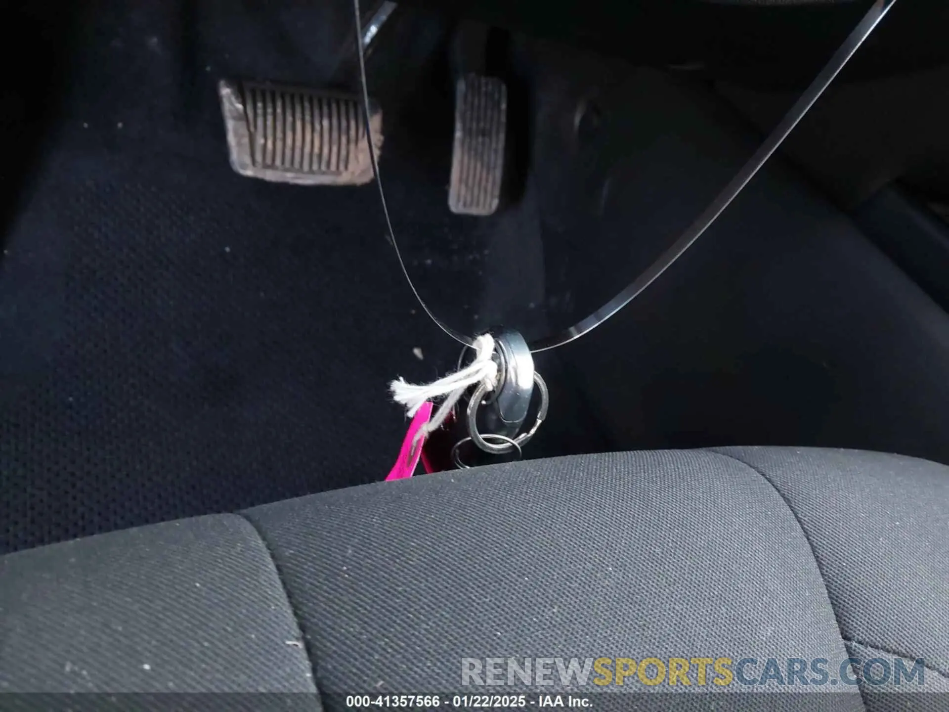 11 Photograph of a damaged car 5NPLM4AG3NH080344 HYUNDAI ELANTRA 2022