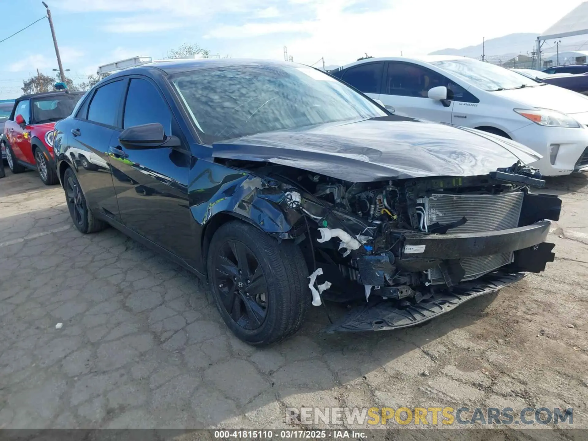 1 Photograph of a damaged car 5NPLM4AG4NH071278 HYUNDAI ELANTRA 2022