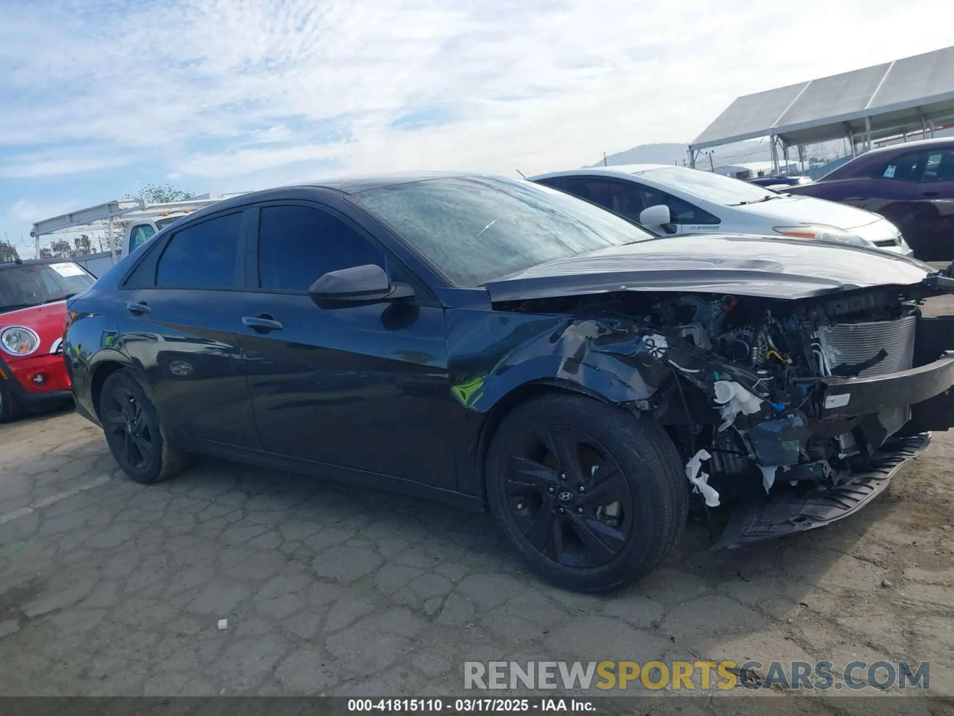 13 Photograph of a damaged car 5NPLM4AG4NH071278 HYUNDAI ELANTRA 2022