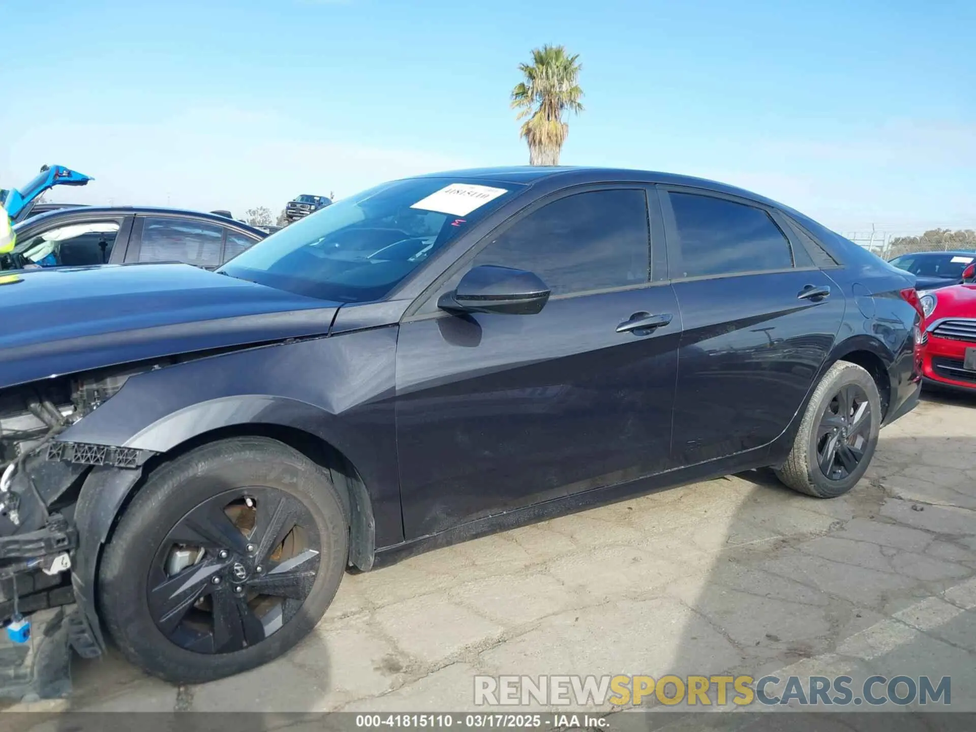 14 Photograph of a damaged car 5NPLM4AG4NH071278 HYUNDAI ELANTRA 2022