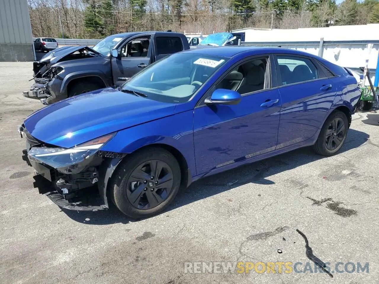 1 Photograph of a damaged car 5NPLM4AG5NH074965 HYUNDAI ELANTRA 2022