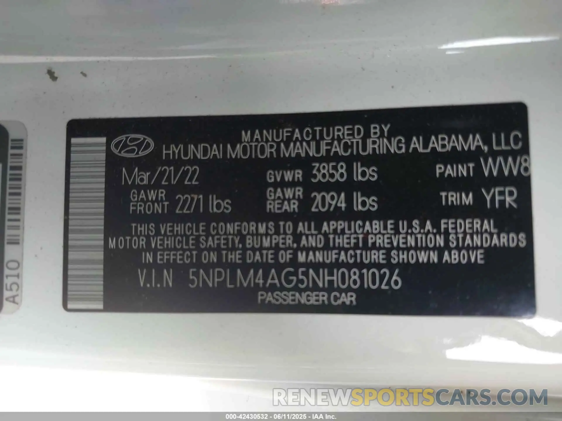 9 Photograph of a damaged car 5NPLM4AG5NH081026 HYUNDAI ELANTRA 2022