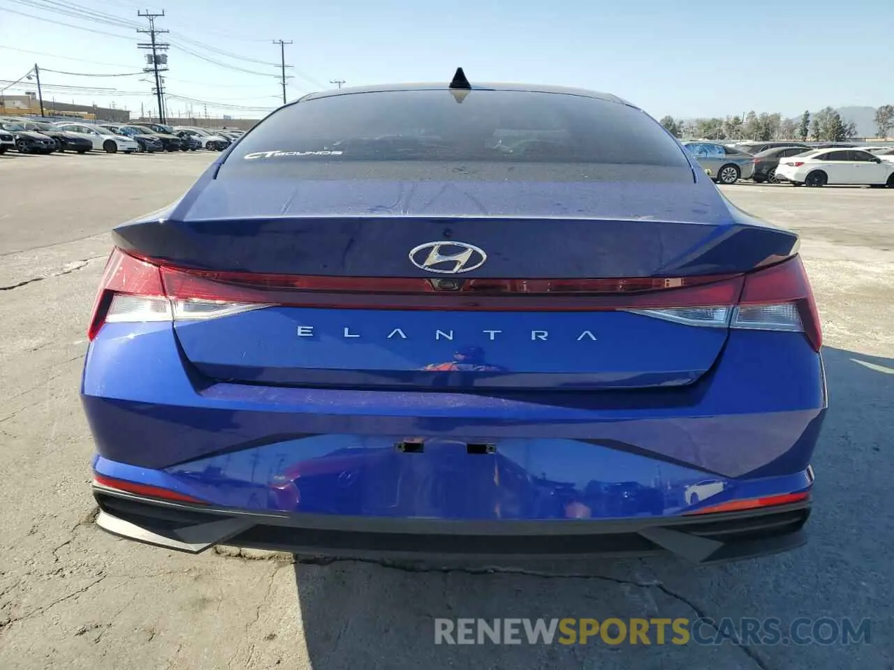 6 Photograph of a damaged car 5NPLM4AG5NH085920 HYUNDAI ELANTRA 2022